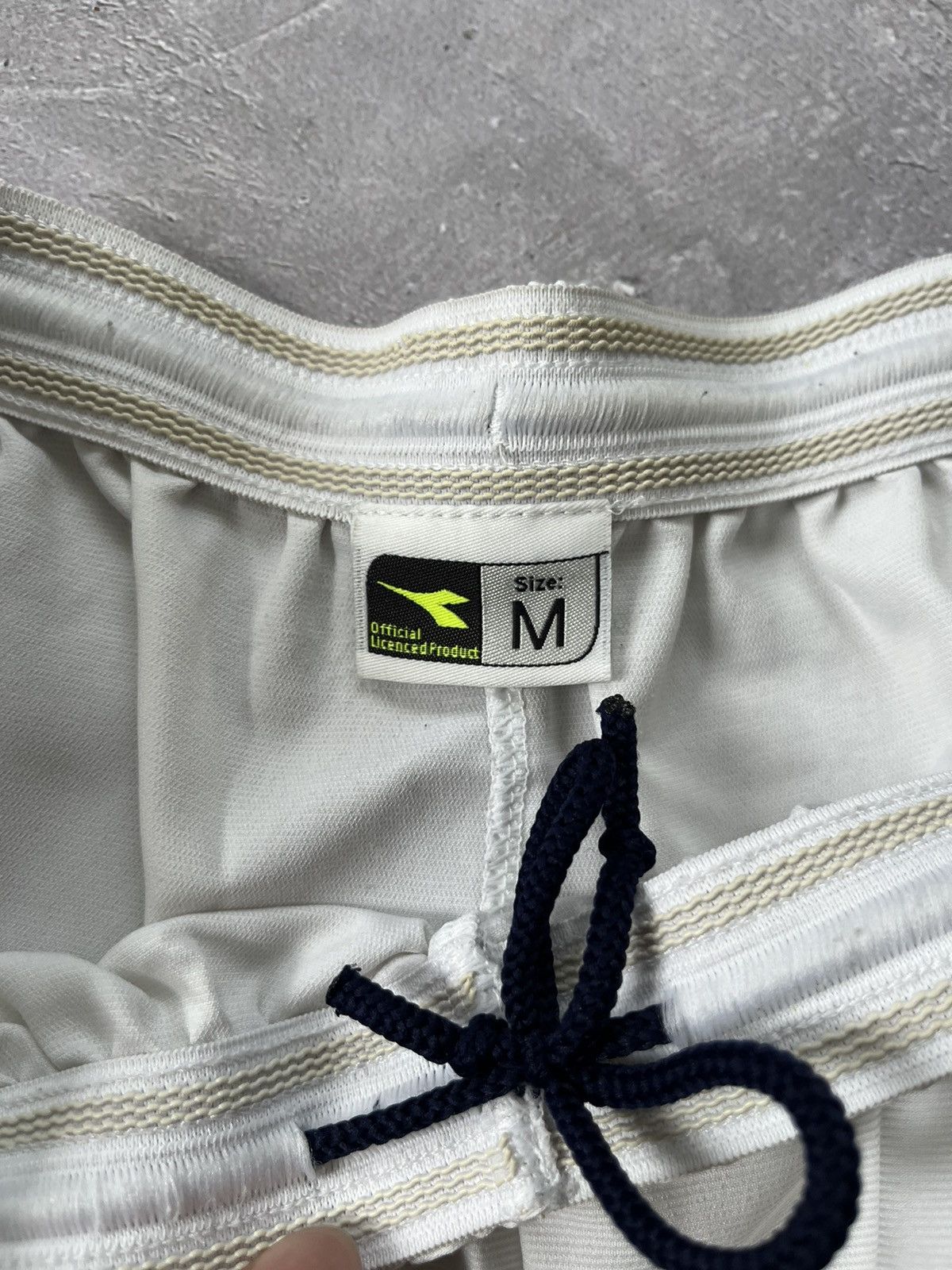 Diadora SCOTLAND DIADORA FOOTBALL SHORTS #11 Size M White Size US 32 / EU 48 - 6 Thumbnail