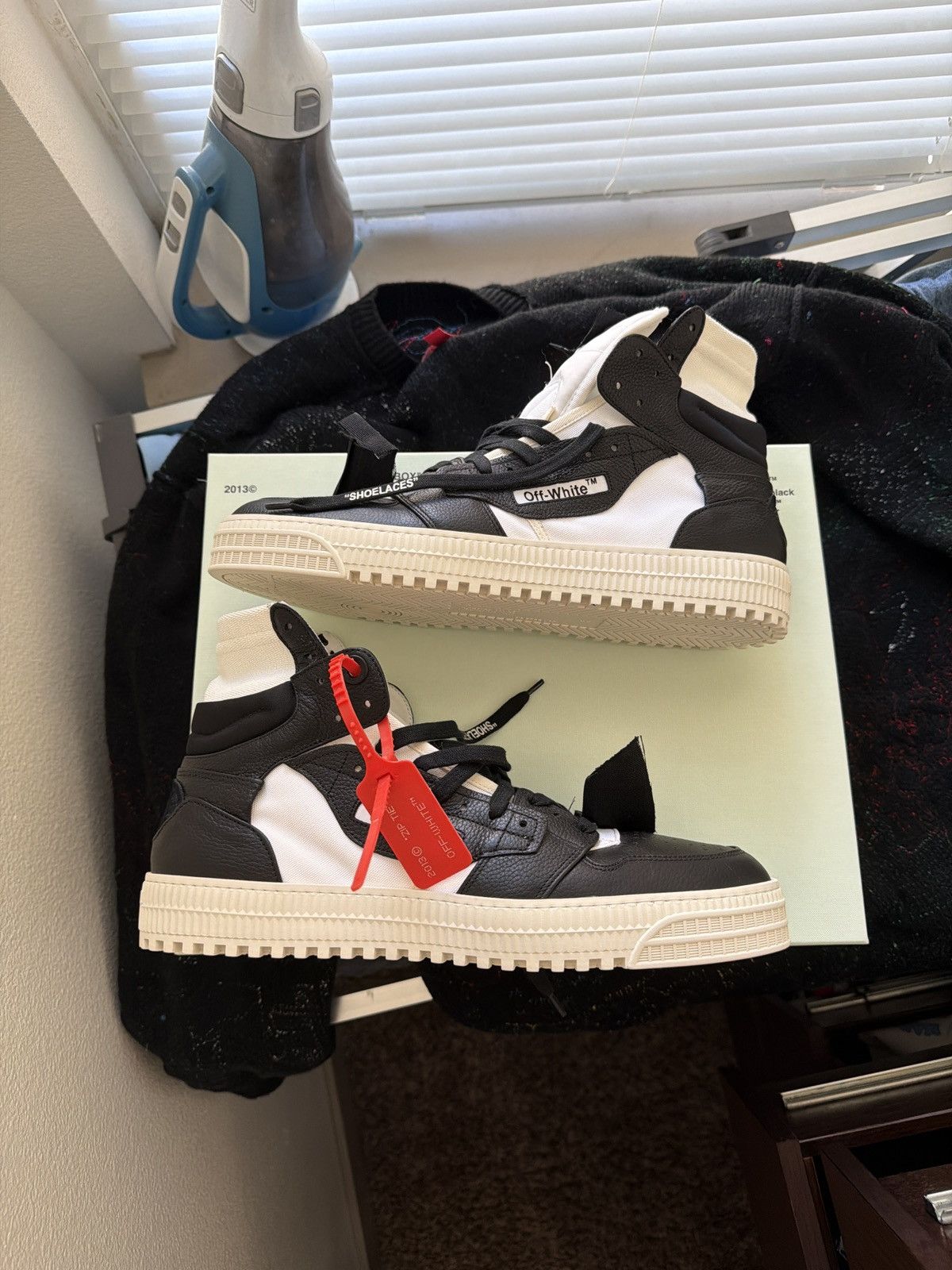 Off-White Off Court Black Size US 11.5 / EU 44-45 - 1 Thumbnail