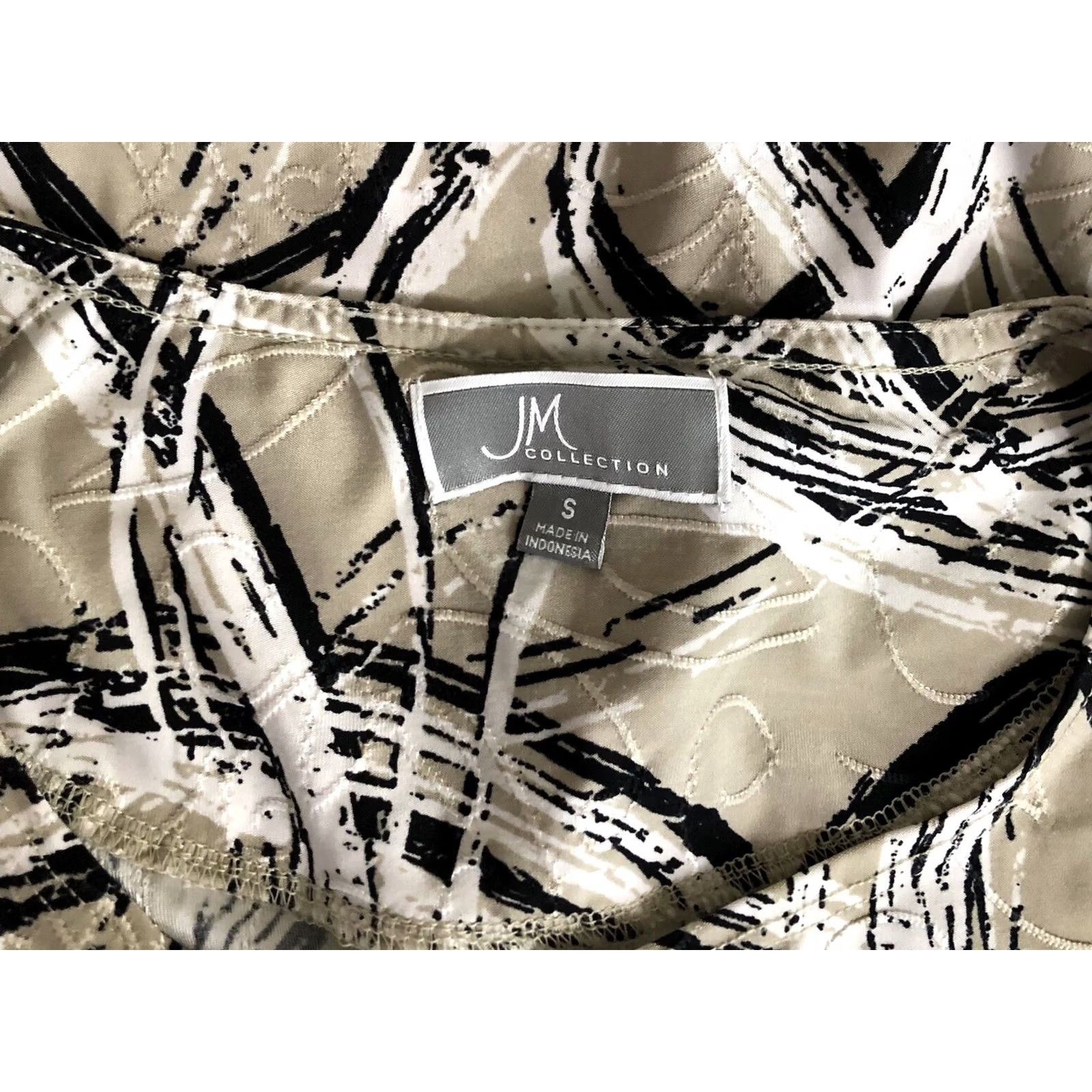 JM Collection Jm collection silky top Tee S Tan Blk Geo ShortSleeve Boho Hippie Festival Size S / US 4 / IT 40 - 4 Thumbnail