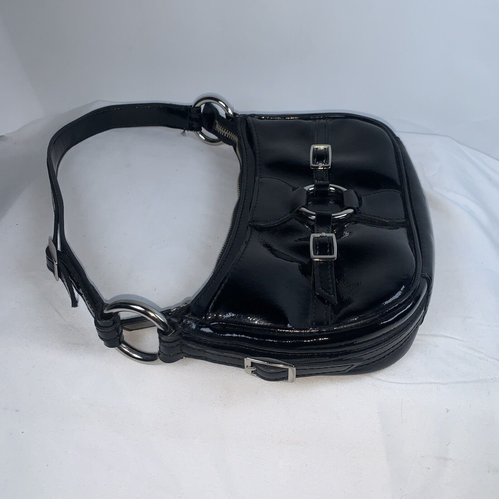 Vintage BCBG Paris Patent Leather Purse Clutch Handbag Large O Rings Size ONE SIZE - 3 Thumbnail