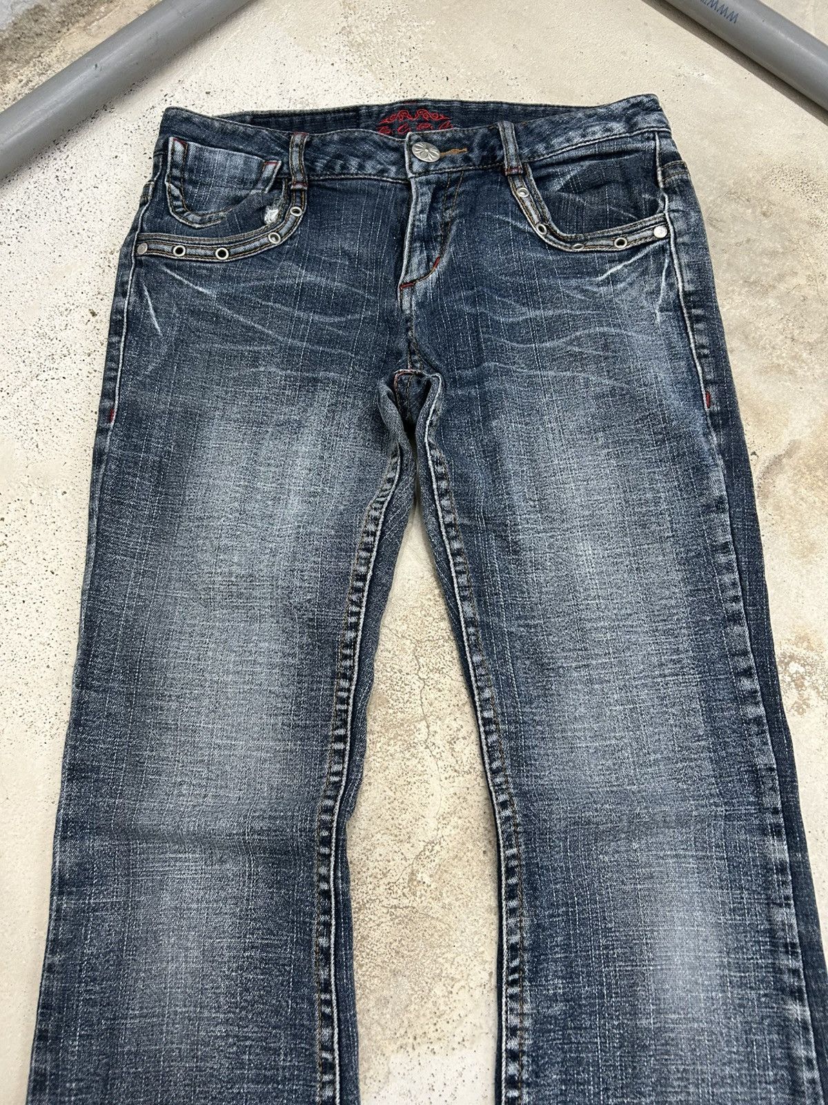 GOSTAR DE FUGA Flare BCBG Bootcut Distressed Fade Washed Button Studded Size US 30 / EU 46 - 5 Thumbnail