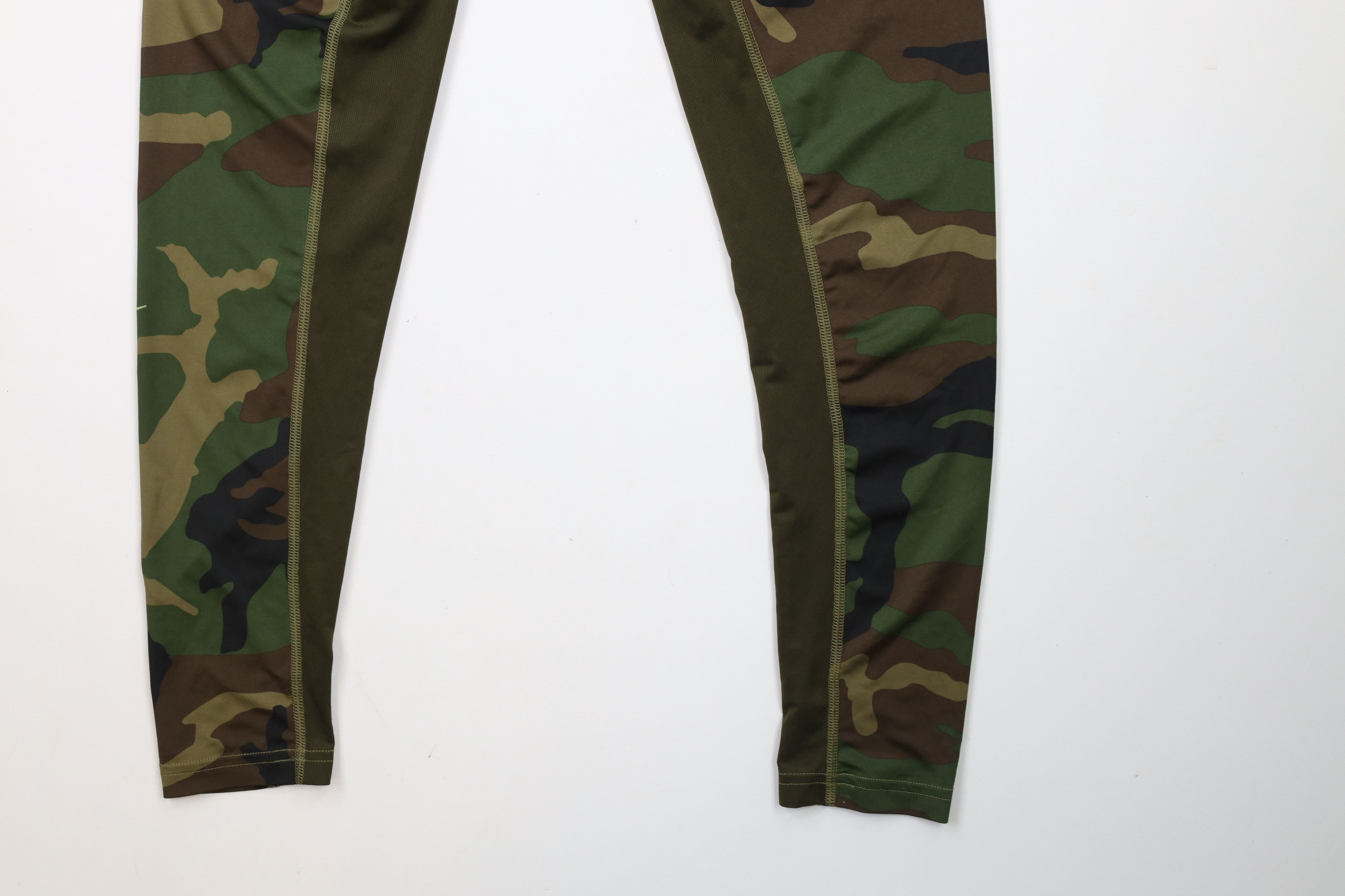 Nike × Vintage Vintage Nike Pro Combat Camouflage Tights Spandex Pants Size US 36 / EU 52 - 10 Thumbnail