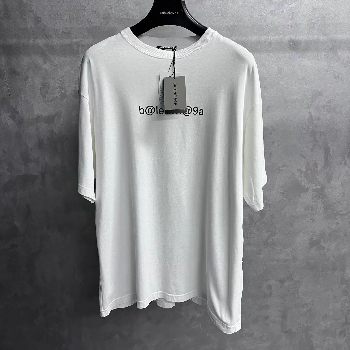 Balenciaga Balenciaga White Crewneck Logo Print Short Sleeve Tee S Size US S / EU 44-46 / 1 - 1 Thumbnail