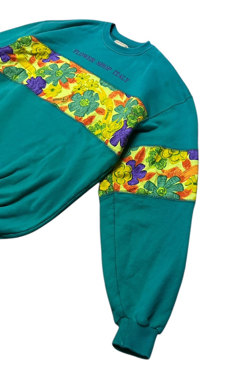 Fiorucci Vintage 90s Fiorucci flower shop Italy sweatshirt Size US M / EU 48-50 / 2 - 3 Thumbnail