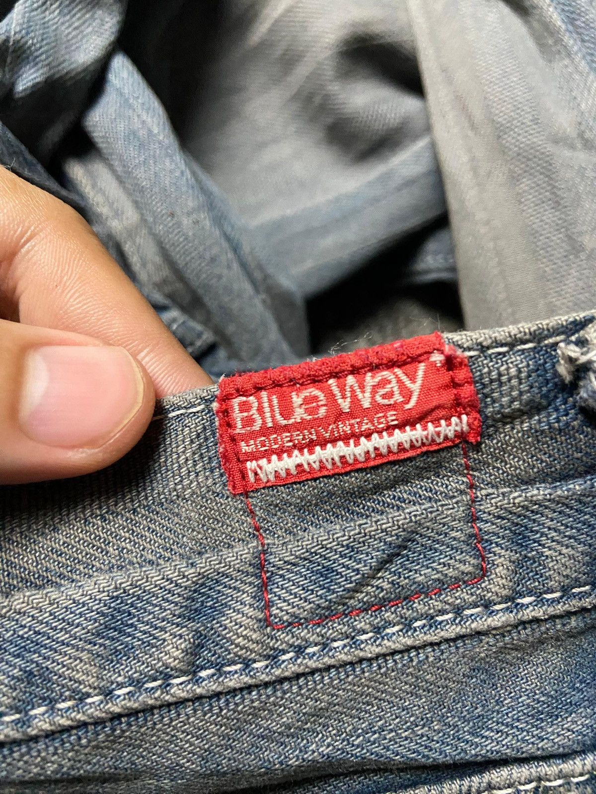Japanese Brand Blue Way Modern Vintage Crinkled Straight Cut Jeans (165) Size US 33 - 3 Thumbnail