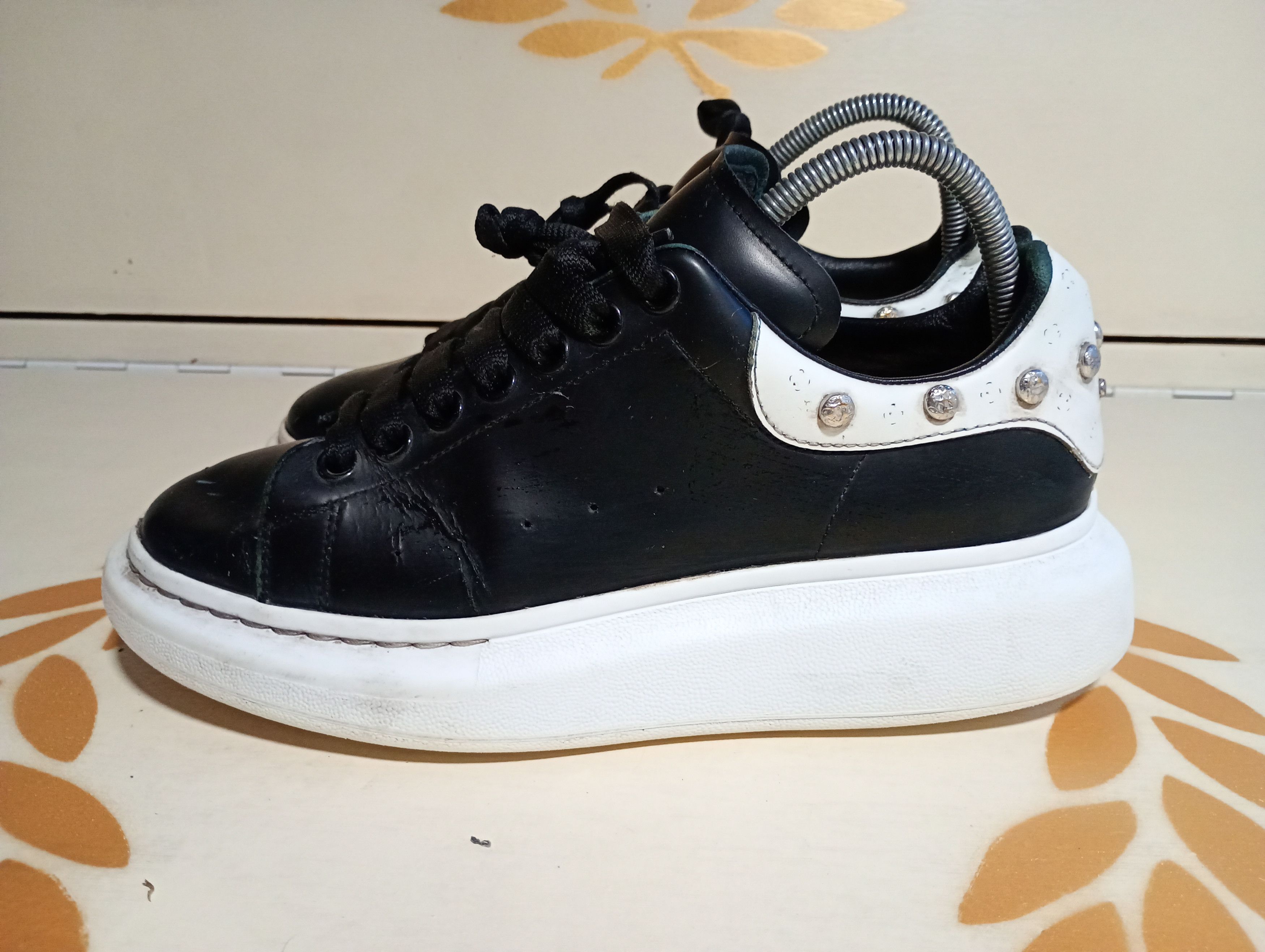 Alexander McQueen Alexander McQueen Sneakers Size US 8 / EU 41 - 2 Thumbnail