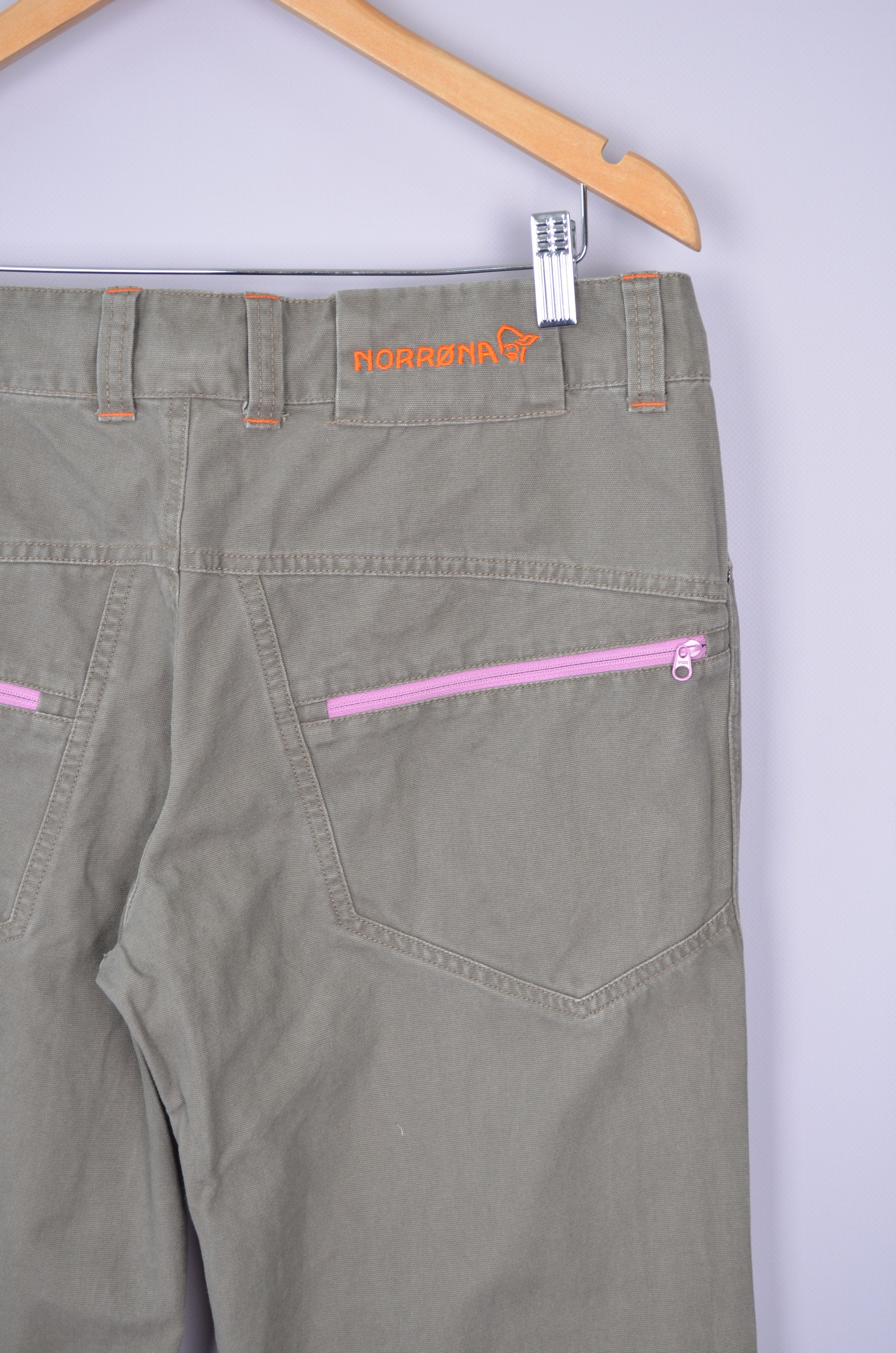 Norrona Norrona Canvas Pants Womens Grey Beige Bungee Cord Size L Size 32" / US 10 / IT 46 - 12 Thumbnail