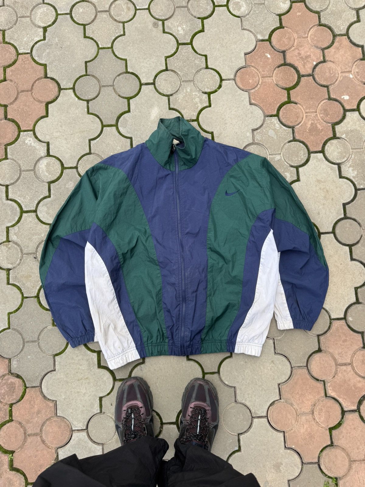 Nike Vintage 90s Nike Nylon Track Jacket Y2K Size US L / EU 52-54 / 3 - 2 Thumbnail