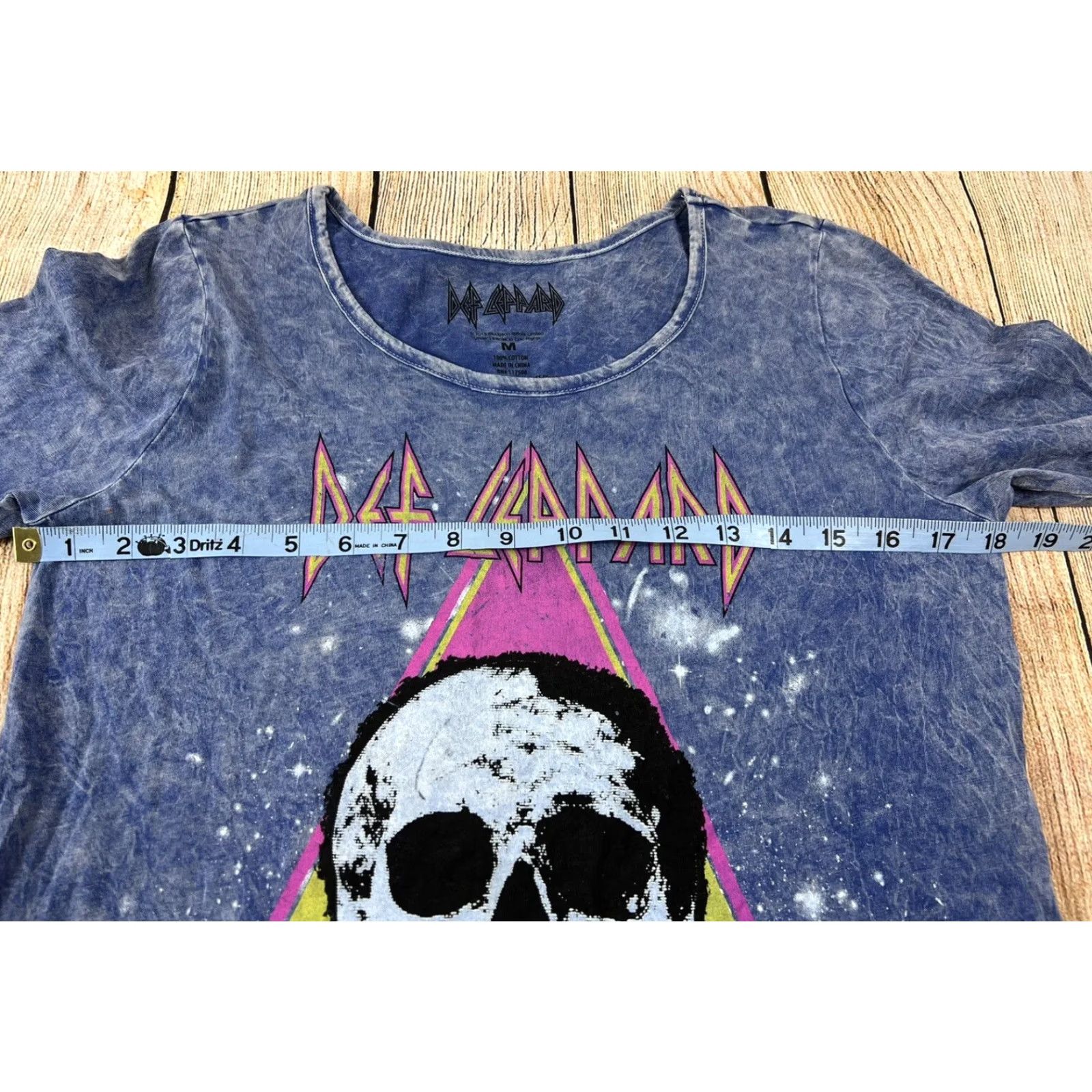 Vintage NWT Def Leppard Skull Women’s Shirt Indigo Size Medium Blue Crew Neck Short Sleeve Blouse Women M Skull NWT Size M / US 6-8 / IT 42-44 - 6 Thumbnail