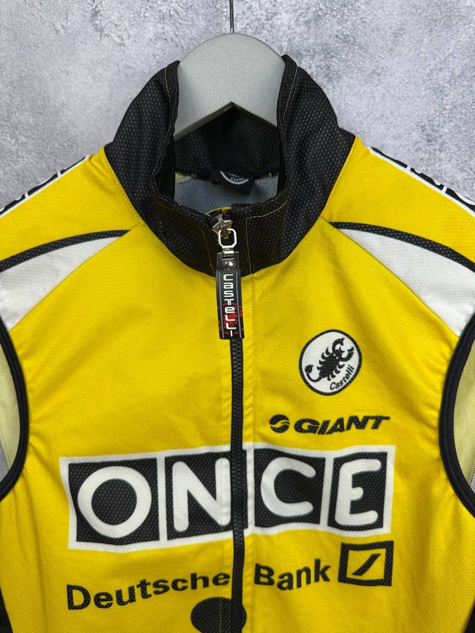 Vintage Vintage Castelli ONCE Deutsche Bank Cycling Vest Size US L / EU 52-54 / 3 - 4 Thumbnail