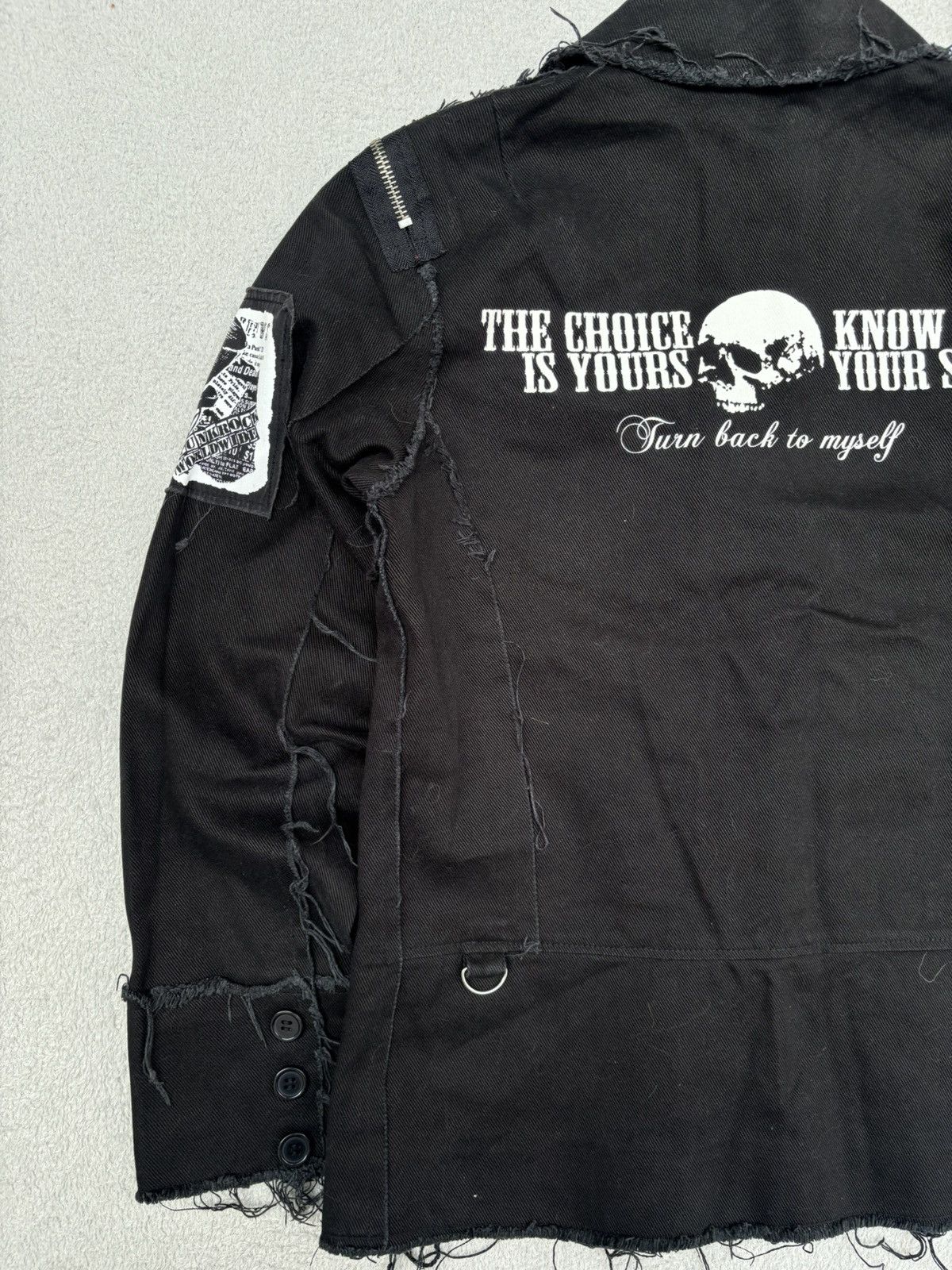 Japanese Brand Sexpot Revenge Patched Deconstructed Denim Jacket Size US S / EU 44-46 / 1 - 10 Thumbnail