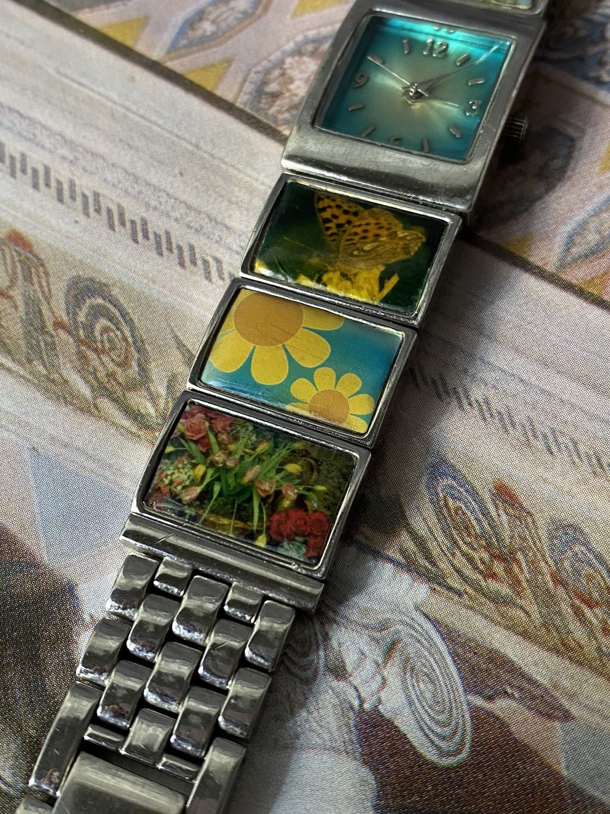 Japanese Brand Floral Butterfly Watch V-350 Japan Movt Size ONE SIZE - 3 Thumbnail