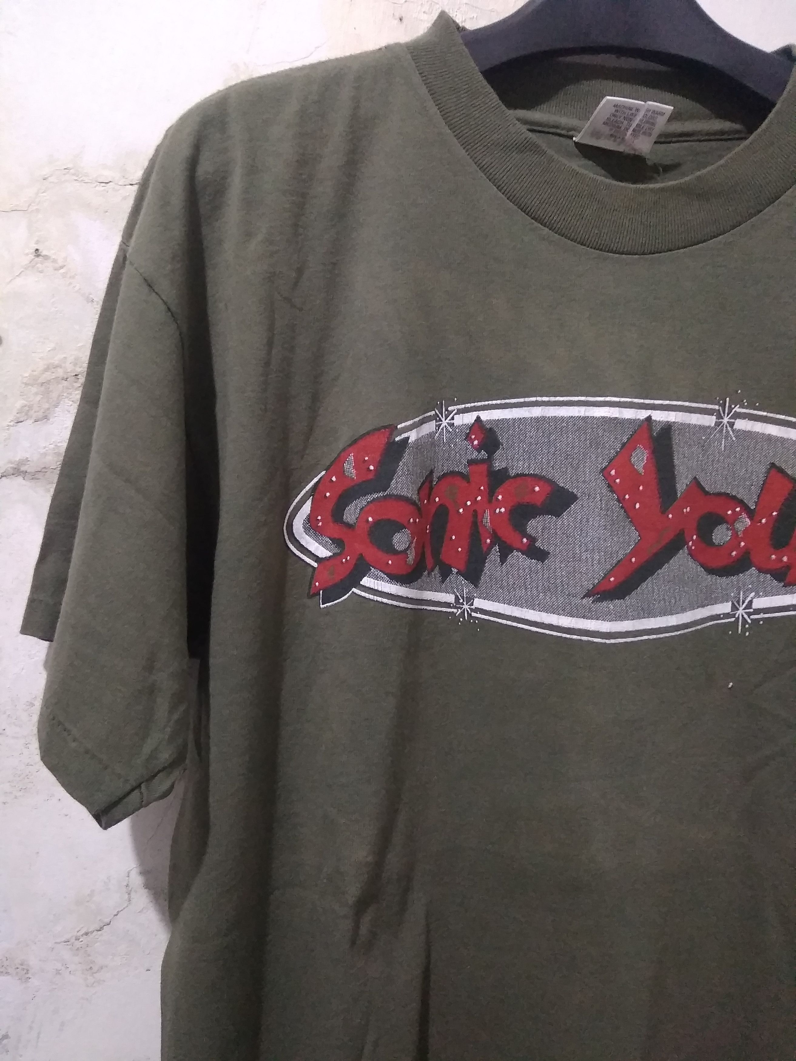 Band Tees Very Rare Vintage Sonic Youth in concert Size US L / EU 52-54 / 3 - 5 Thumbnail