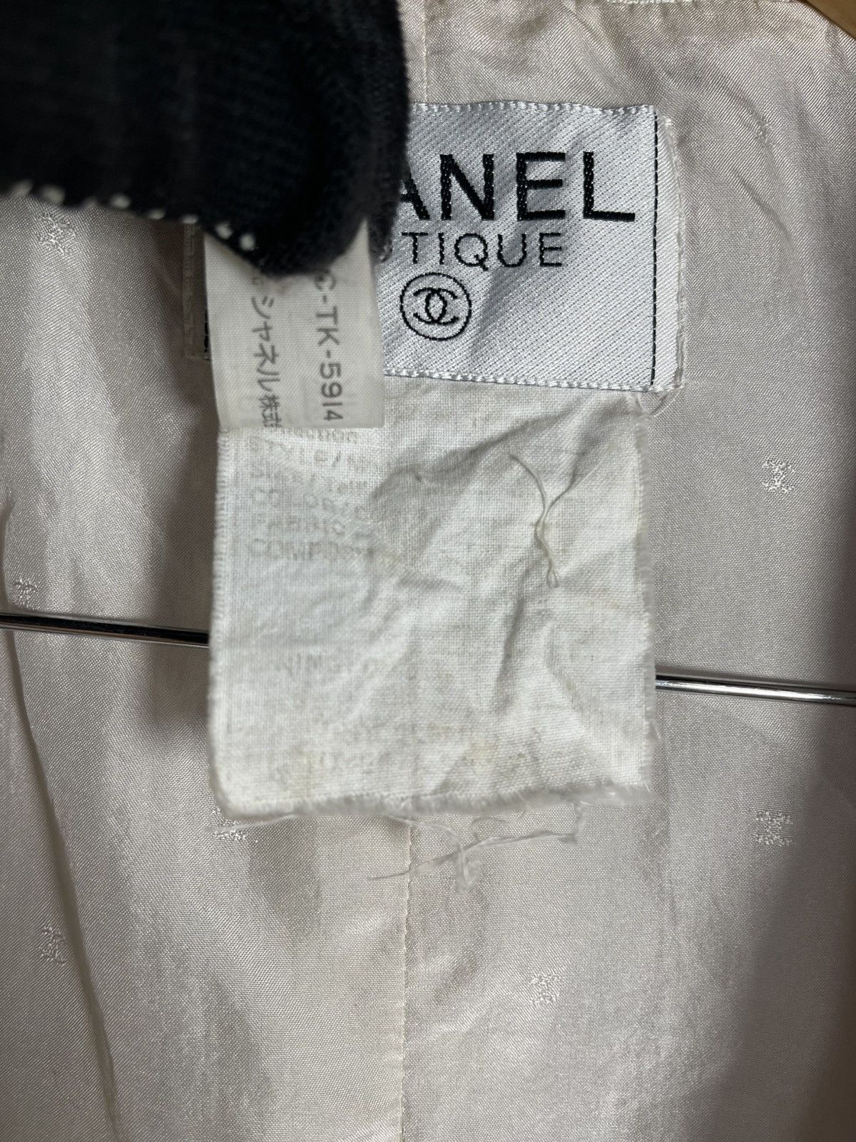 Chanel Vintage Chanel tweed jacket Size S / US 4 / IT 40 - 12 Thumbnail