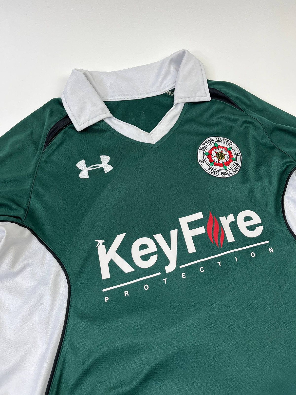 Under Armour Sutton United FC Jersey Long Sleeve Shirt #4 Football Jersey Size US M / EU 48-50 / 2 - 2 Thumbnail