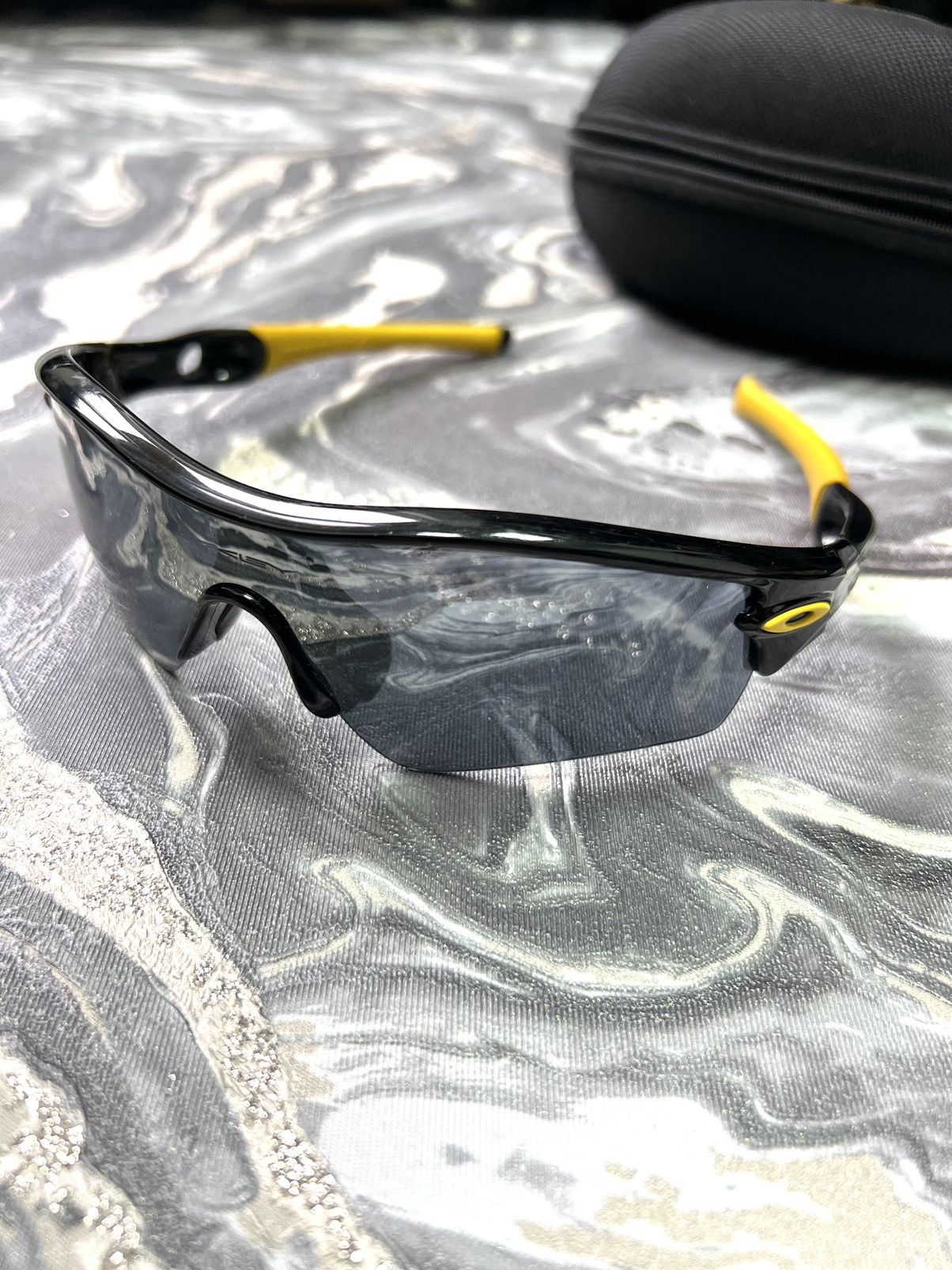 Vintage Oakley 00s Radar Lock Black Futuristic Sunglasses