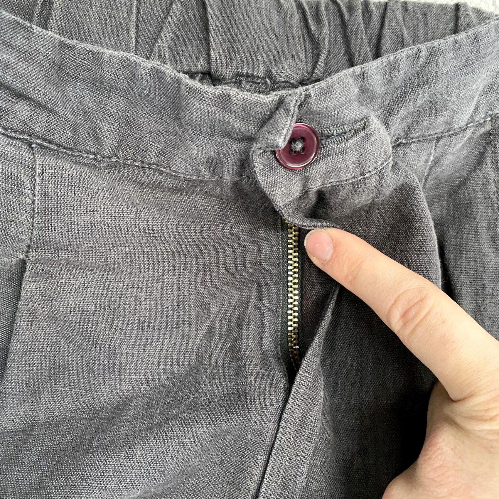 Vintage Micaela Greg Barrel Pants Womens XS Gray Linen Cotton Pleated Cuffed Ankle Size 26" / US 2 / IT 38 - 7 Thumbnail