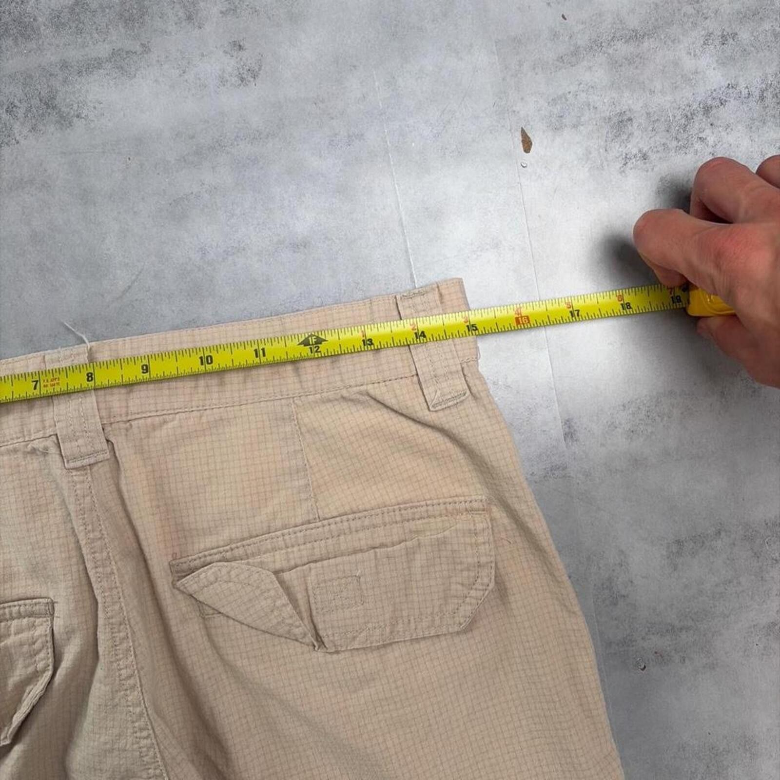 Avirex Y2K Beige Avirex Grunge Baggy Skater Cargo Shorts Size US 30 / EU 46 - 6 Thumbnail