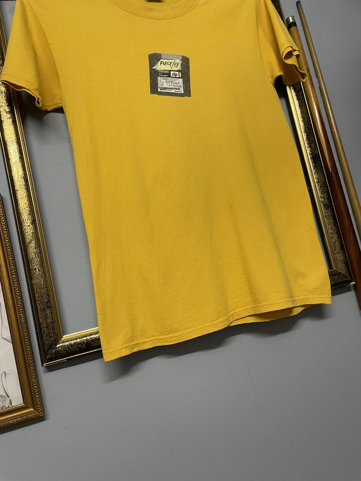 FUCT Vintage 1990s Designer Fuct Skateboard Harddisk Tshirt Size US M / EU 48-50 / 2 - 5 Thumbnail