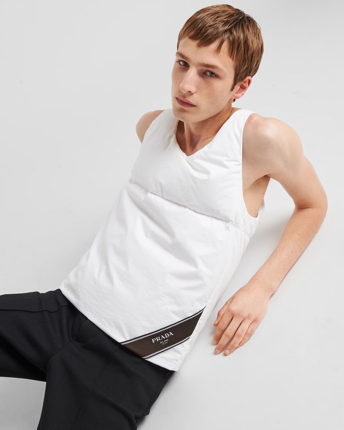 Prada × Raf Simons Prada raf Simons fw23 padded goose down pillow vest Size US M / EU 48-50 / 2 - 4 Thumbnail