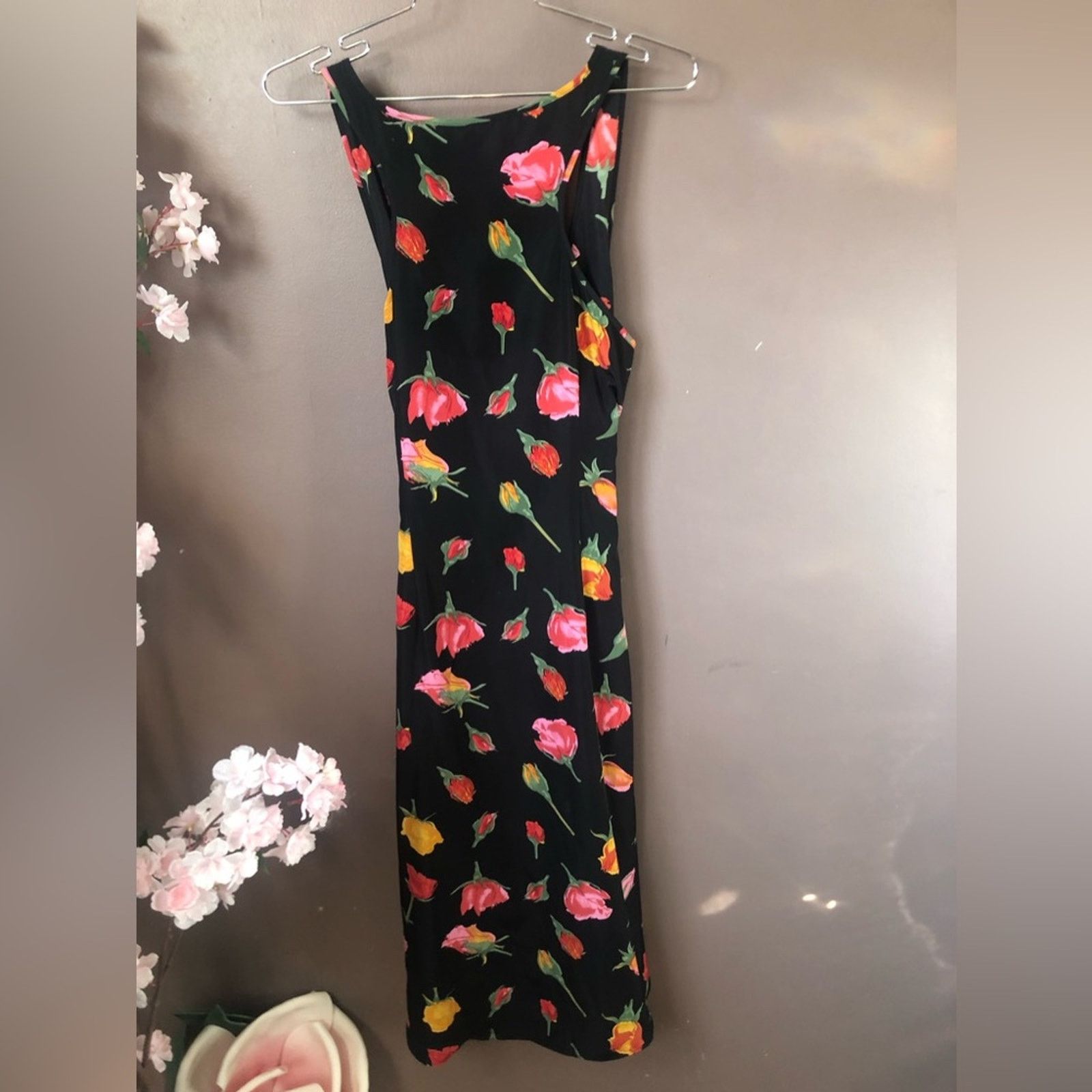 Reformation Reformation rose flower dress large w tie string. Size L / US 10 / IT 46 - 4 Thumbnail