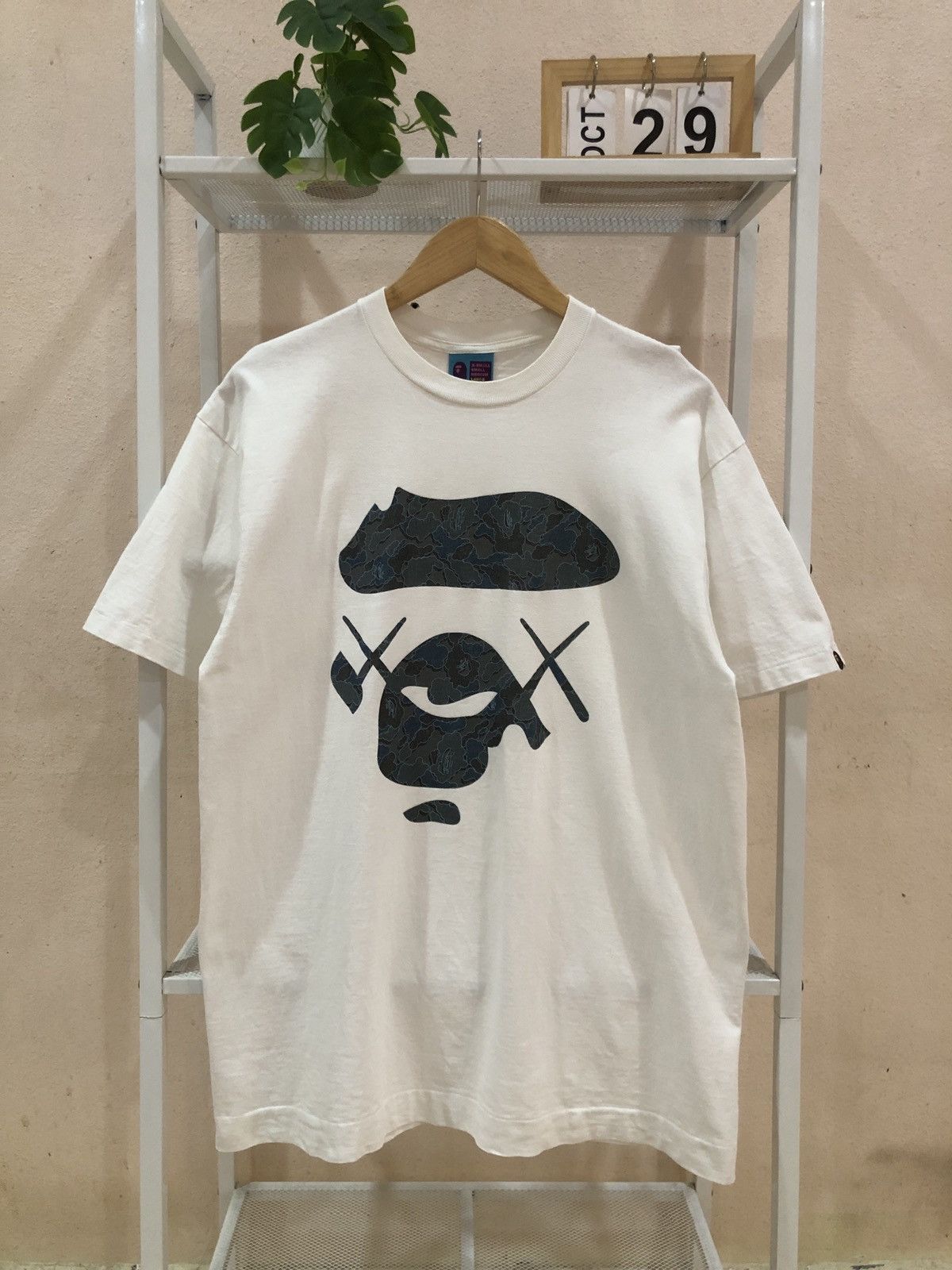 Bape × Kaws OG 2005 A Bathing Ape x Kaws Big Face Tee Size US L / EU 52-54 / 3 - 1 Thumbnail