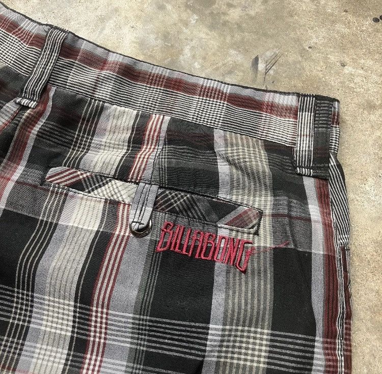 Billabong × Quiksilver × Vintage Y2K Billabong Plaid Rayon Shorts Size US 34 / EU 50 - 7 Thumbnail