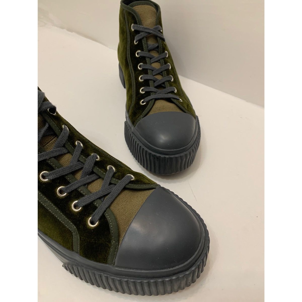 Theory THEORY CHUNKY VELVET HI-TOP SNEAKER Size US 11 / EU 44 - 16 Thumbnail