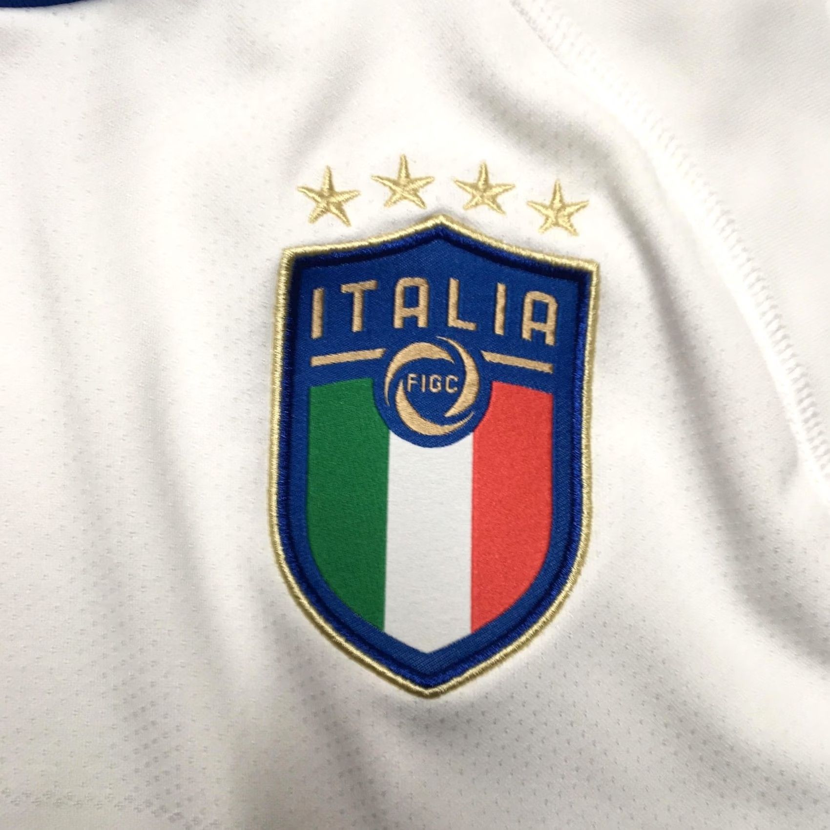 Puma Italy National Team Shirt Mens Small White Puma DryCell Soccer Jersey FIGC Euro White Crew Neck Short Sleeve Polyester Spandex Vintage: No Mens Size US S / EU 44-46 / 1 - 5 Thumbnail