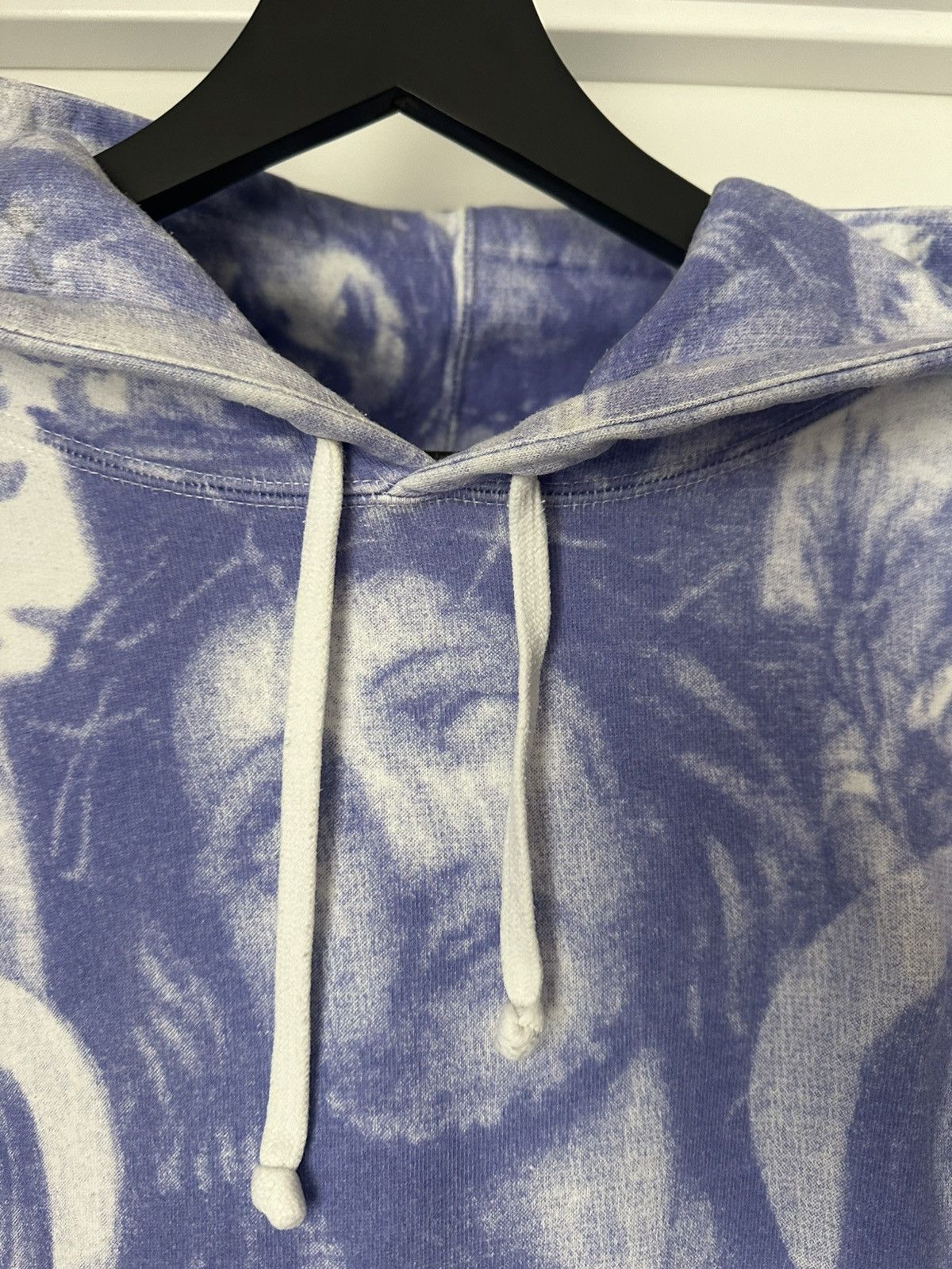 Supreme SUPREME Jesus and Mary Hoodie Blue FW18 Size US XL / EU 56 / 4 - 7 Thumbnail