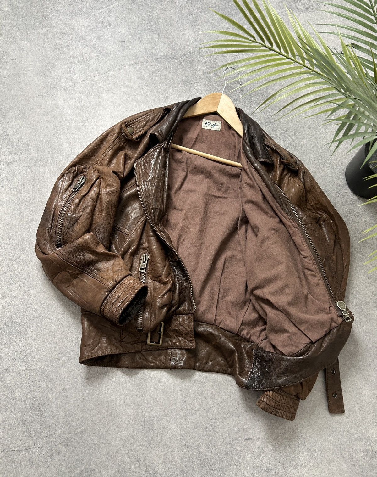 Genuine Leather Vintage Avant-garden multi-pocket jacket mens 90s Size US S / EU 44-46 / 1 - 4 Thumbnail
