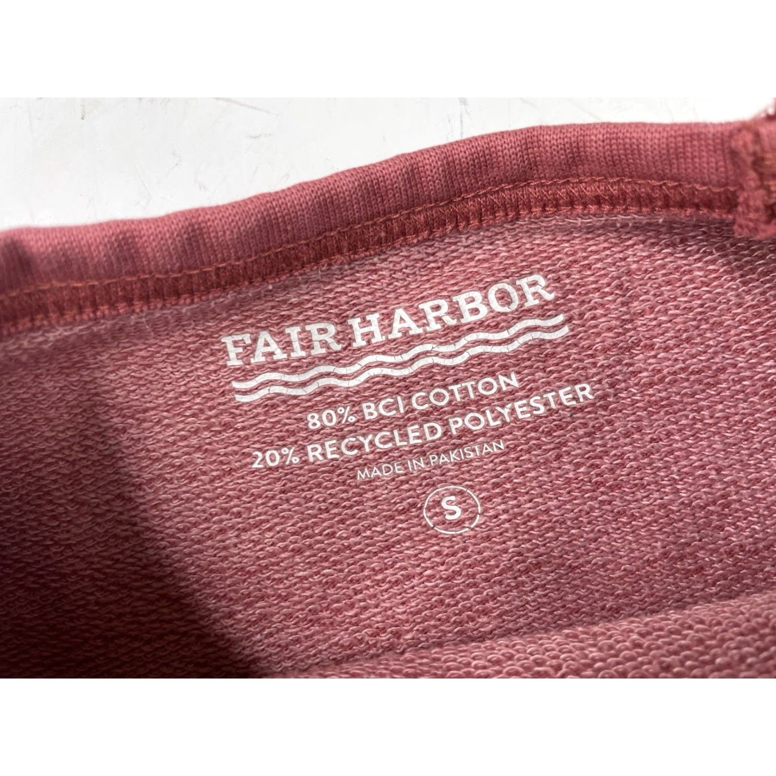 Vintage Fair Harbor Sweatshirt The Saltaire Crew Red Mens Small Knit Logo Pullover Crew Neck Regular Fit Vintage No N/A Size US S / EU 44-46 / 1 - 3 Thumbnail