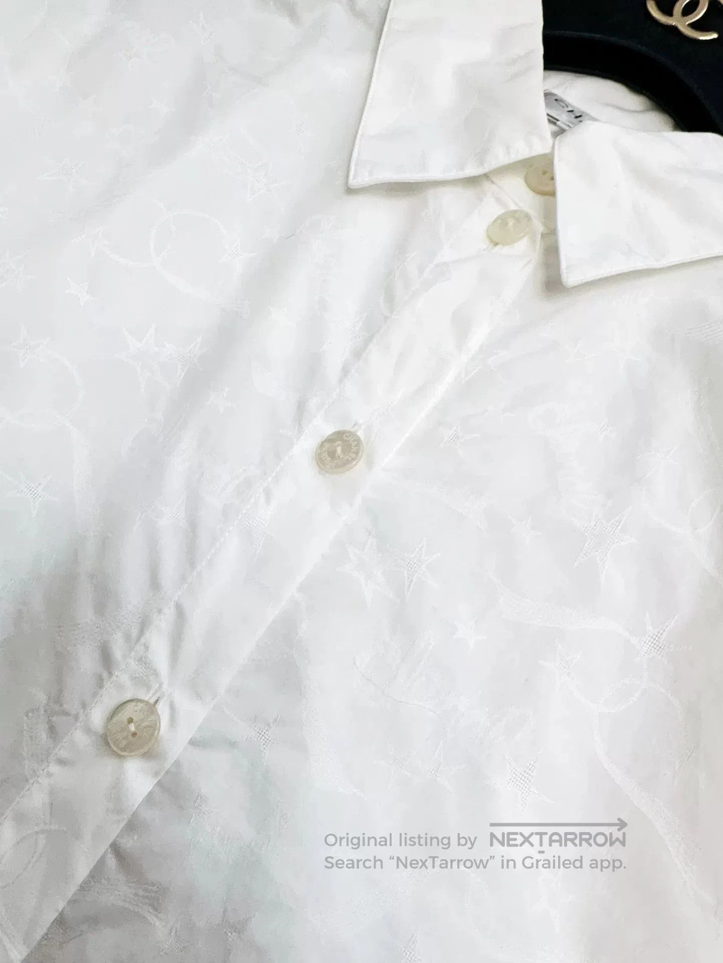 Chanel white long sleeve shirt with star logo. Size US L / EU 52-54 / 3 - 5 Thumbnail