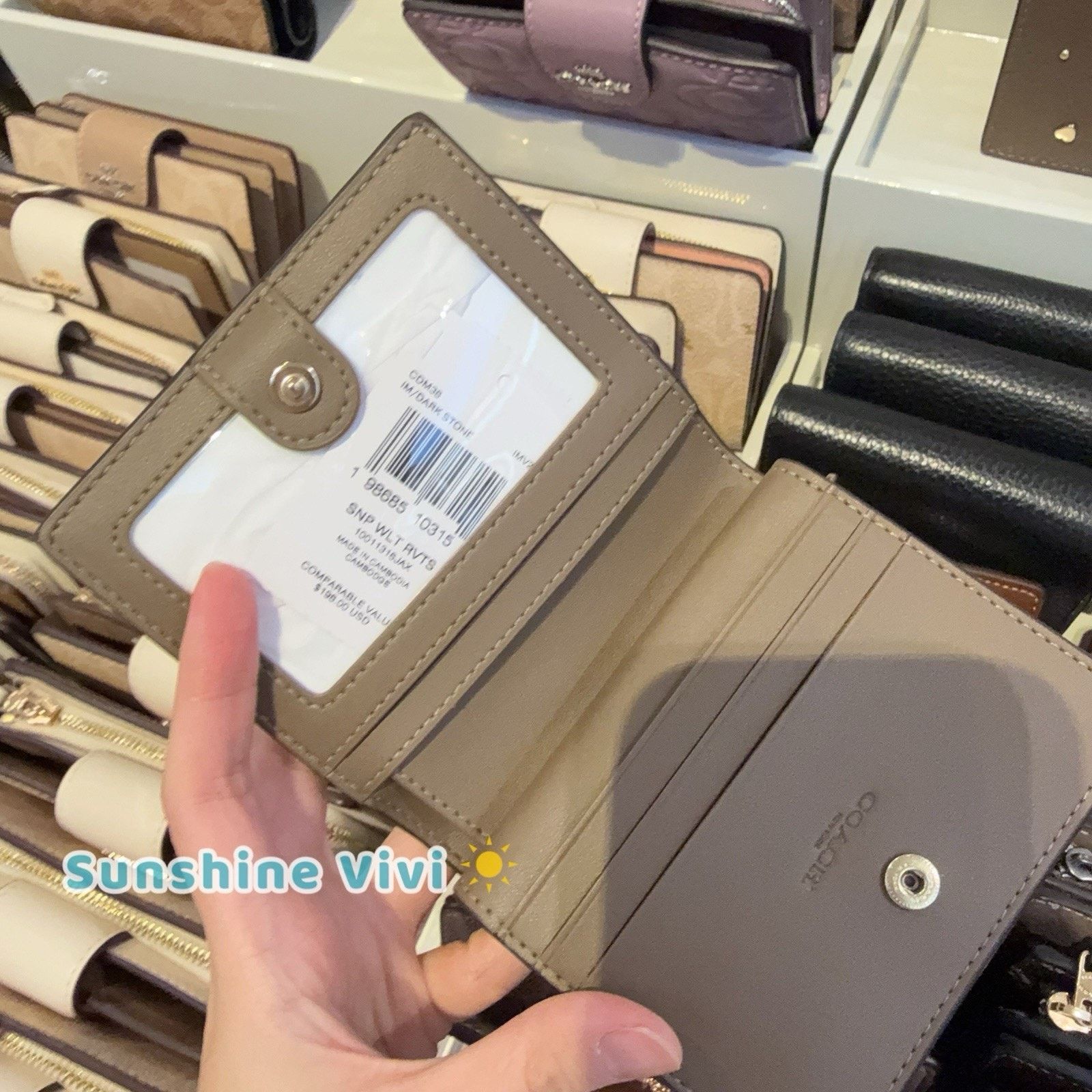 Coach NWT Coach Snap Wallet Rivets CDM38 leather/Gold/Dark Stone Size ONE SIZE - 7 Thumbnail
