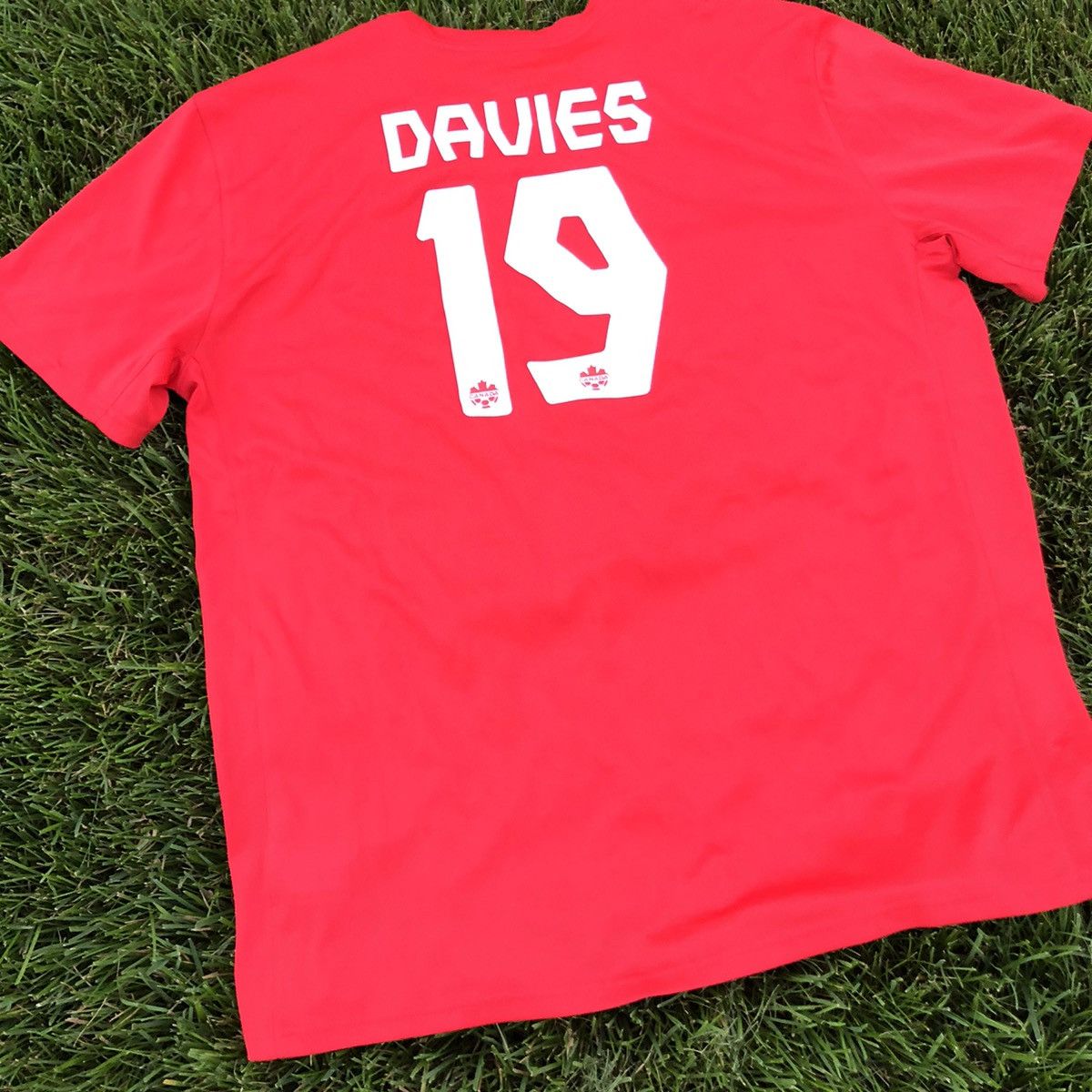 Nike Canada Alphonso Davies #19 Nike shirt Size US XL / EU 56 / 4 - 5 Thumbnail