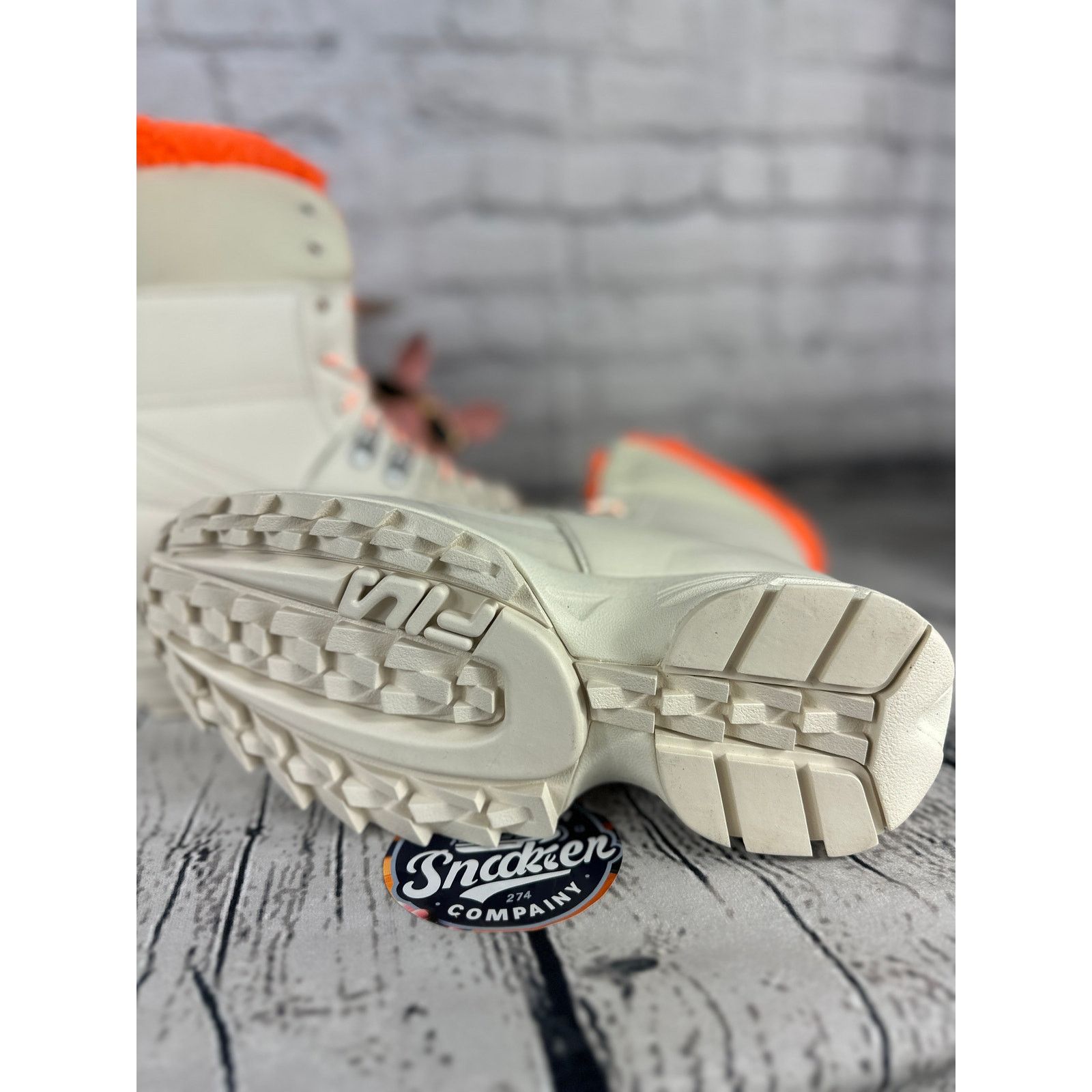 Fila Fila Disruptor Snow Boots Womens 9 Orange Shearling Winter Size US 9 / IT 39 - 8 Thumbnail
