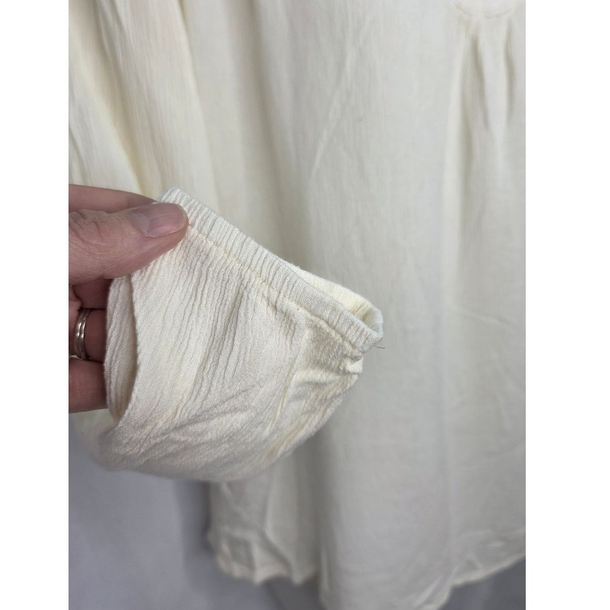 Other Sundance Cream Gauze Crochet Neckline Boho Peasant Top M Size M / US 6-8 / IT 42-44 - 7 Thumbnail