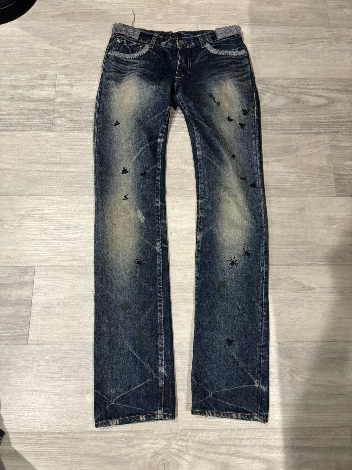 Undercover Undercover Bugs Size US 28 / EU 44 - 1 Thumbnail