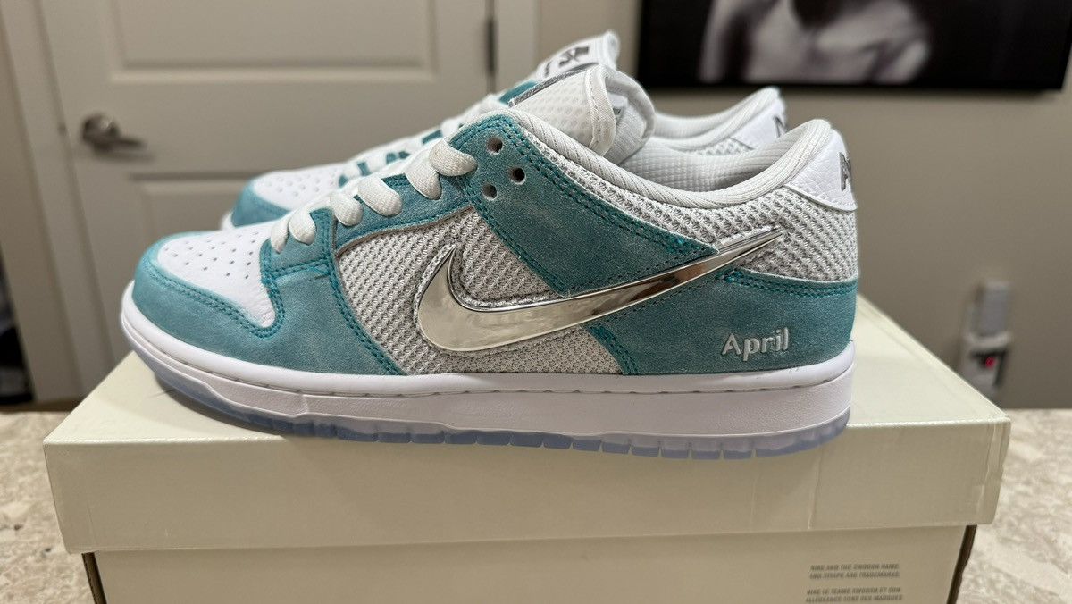 Nike × Nike SB April Skateboards Dunk SB Size US 7 / EU 40 - 1 Thumbnail