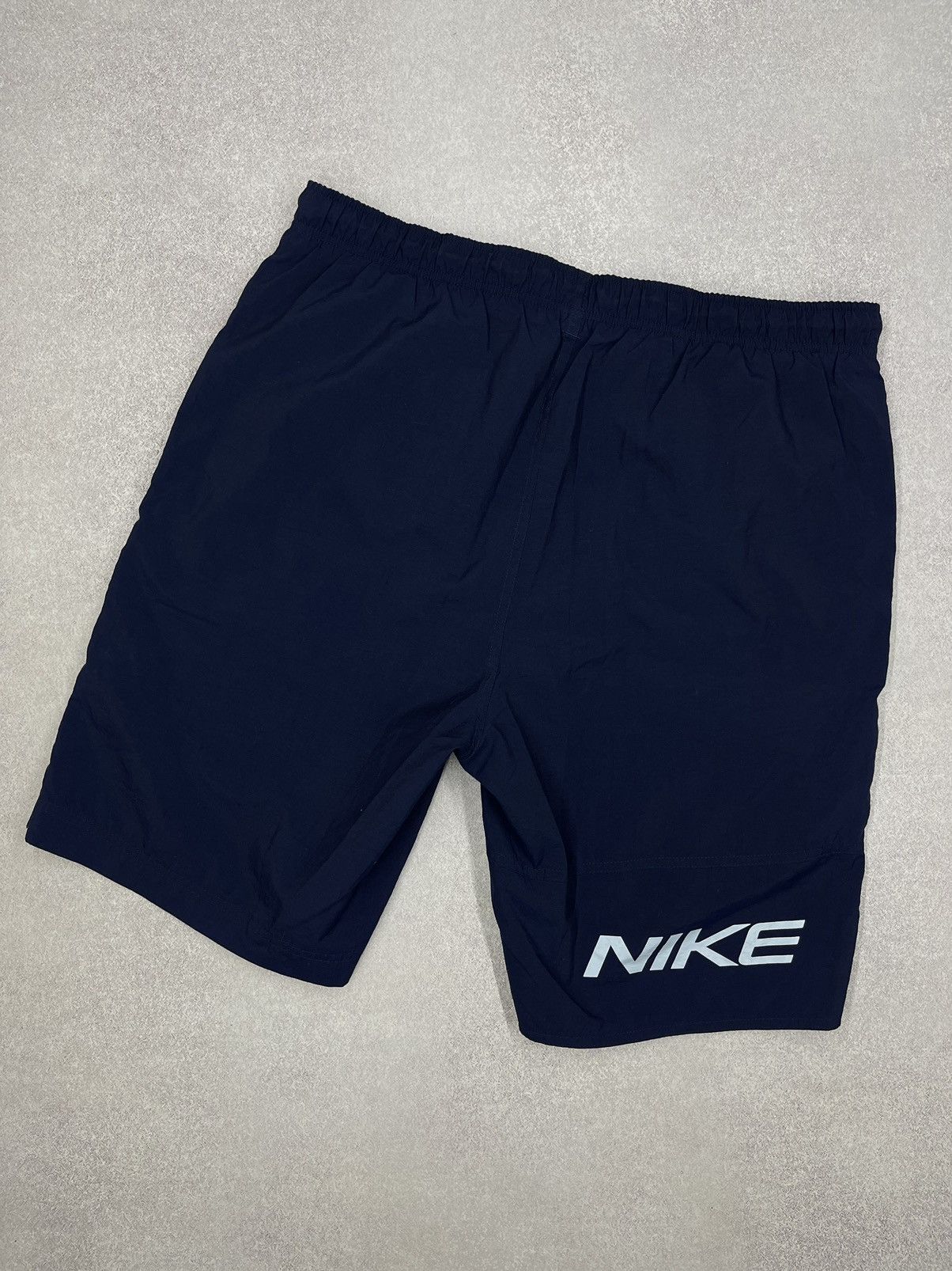 Nike Vintage Nike Navy Nylon Shorts Big Logo Swoosh Y2K Cargo Size US 34 / EU 50 - 5 Thumbnail