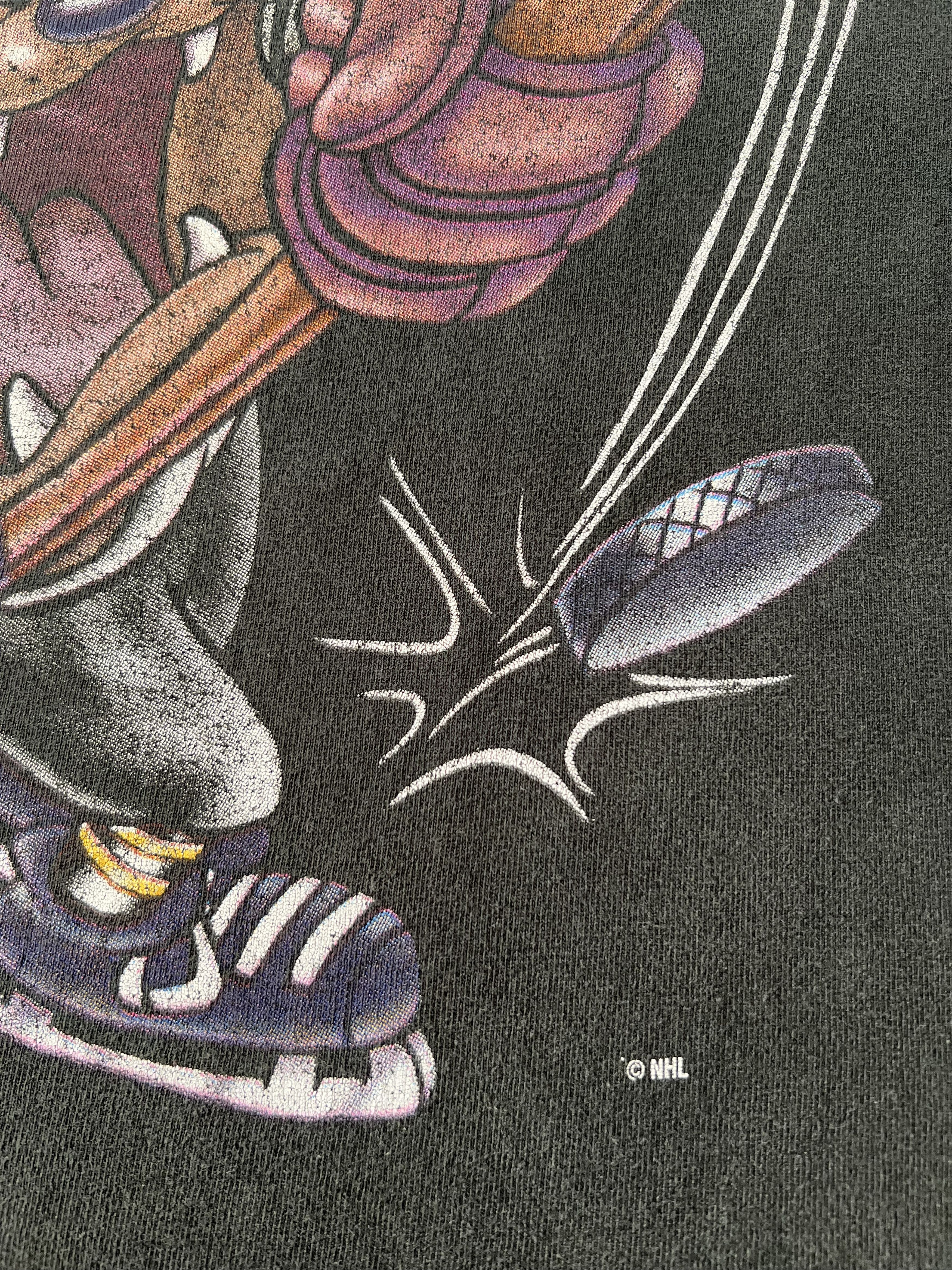 NHL Vintage 1996 Boston Bruins Warner Bros Taz NHL Cartoon Size US M / EU 48-50 / 2 - 8 Thumbnail