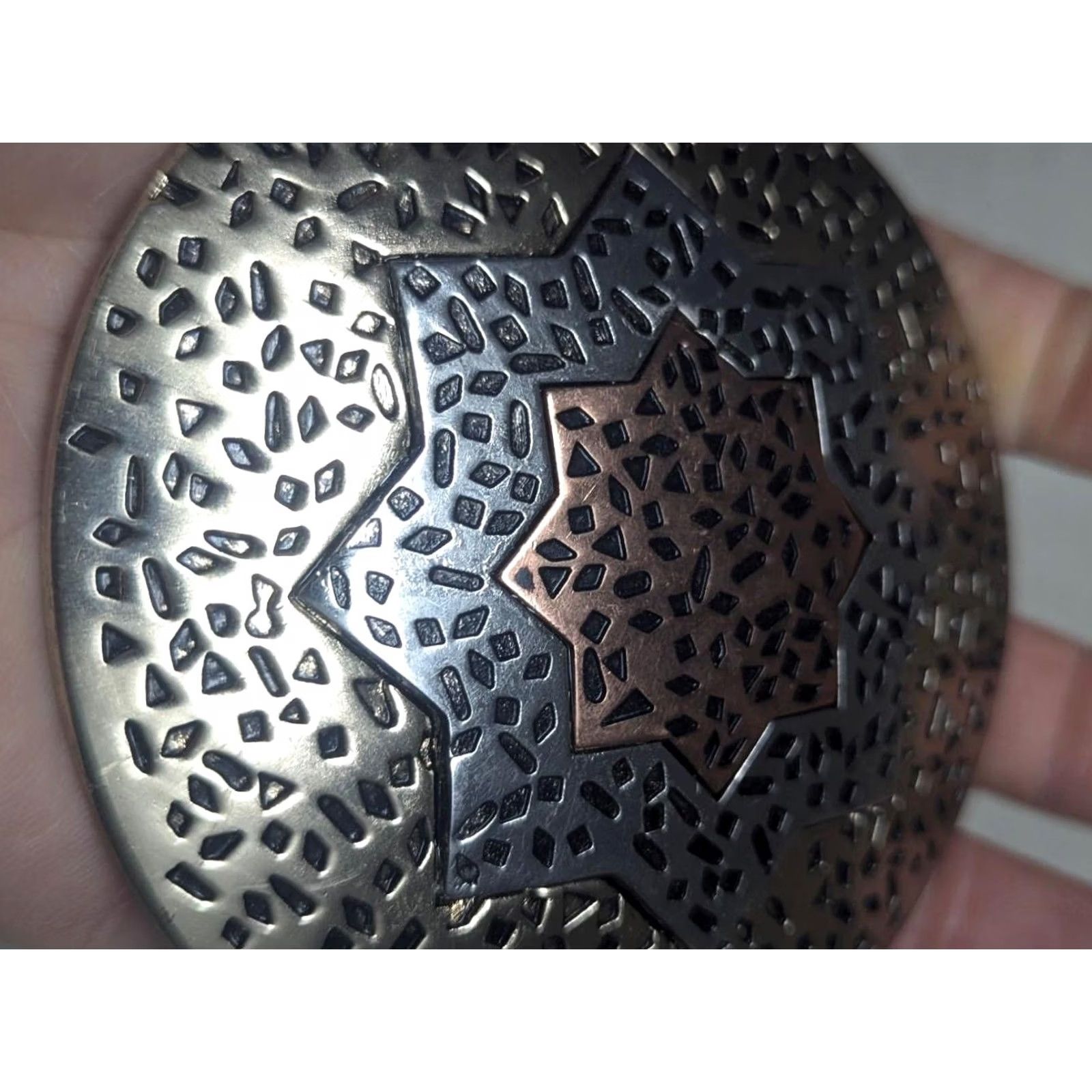 Vintage VINTAGE belt buckle METAL Western 3.75 x 3.75" Mens Gold Abstract Texas Sterling Collection Damage Missing rivet back Size ONE SIZE - 3 Thumbnail