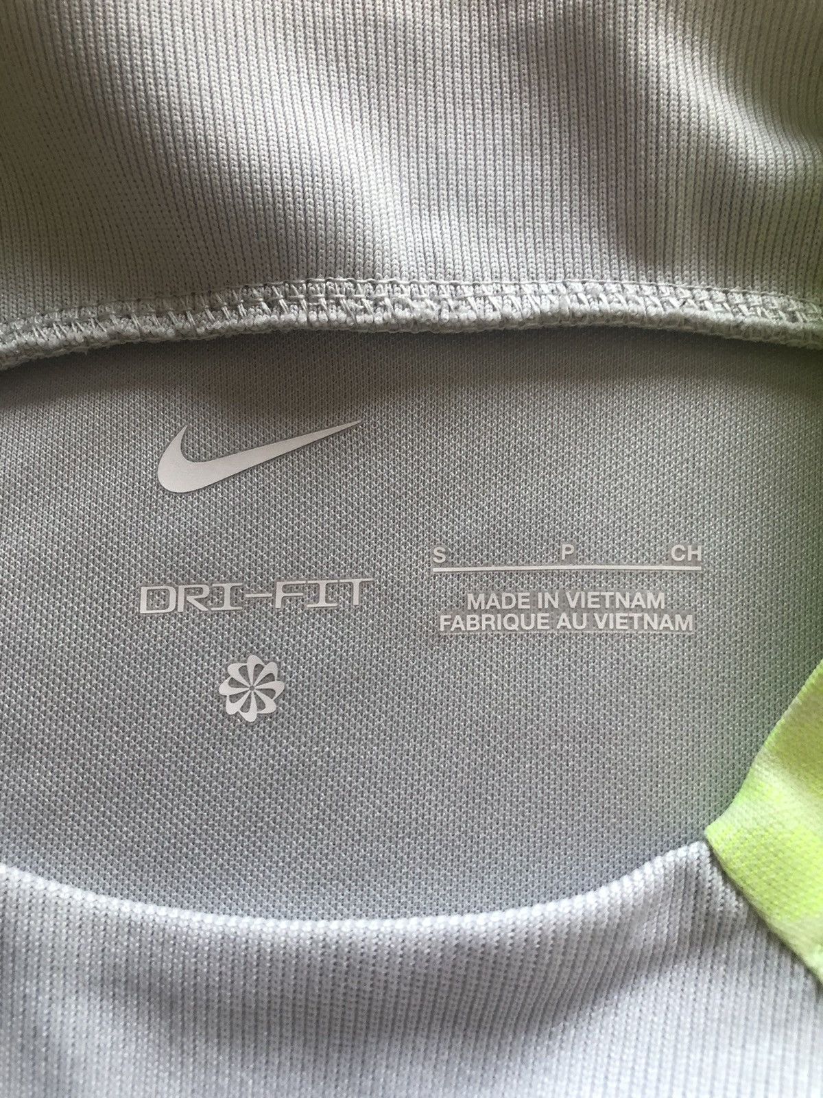 Nike NIKE DRI FIT QUALITY SPORT WORKOUT TEE SHIRT Size US S / EU 44-46 / 1 - 3 Thumbnail