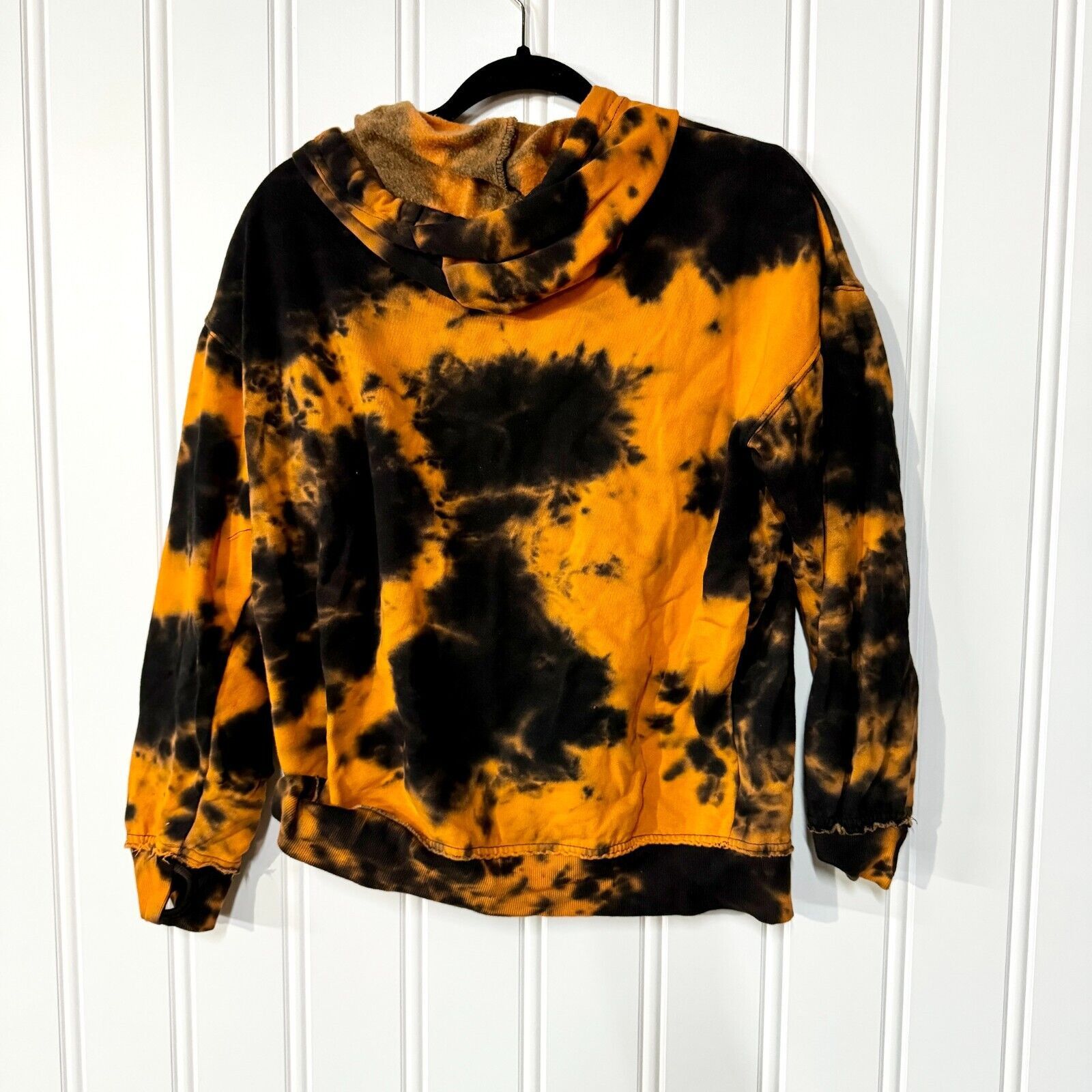 Disney OUR UNIVERSE X DISNEY Sweater M Halloween MickeyMouse TieDye Size US M / EU 48-50 / 2 - 4 Thumbnail