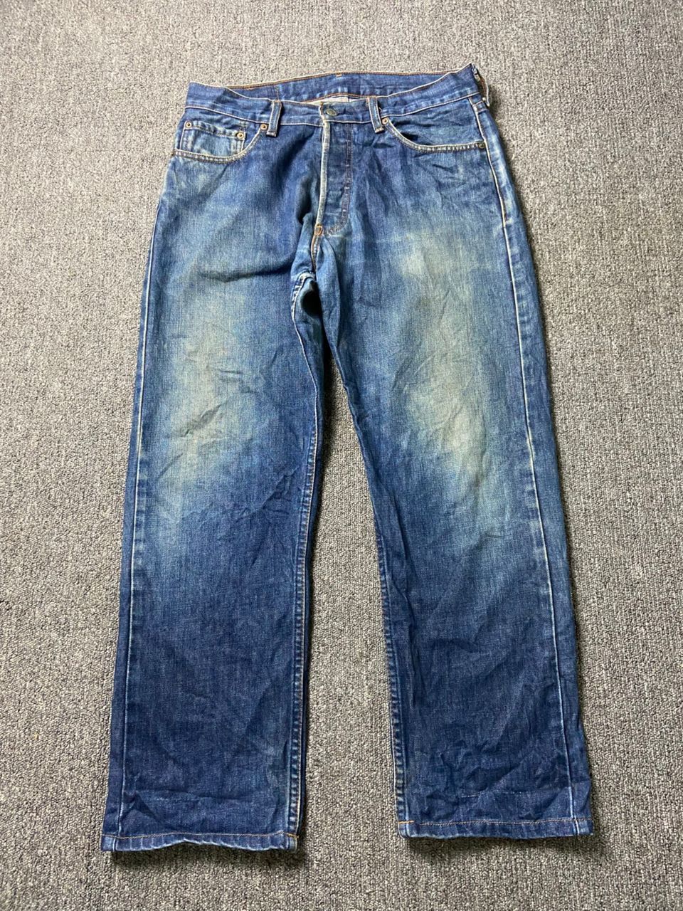 Levi's Levis Strauss Co. Straight Leg Denim Jeans (186) Size US 32 / EU 48 - 1 Thumbnail