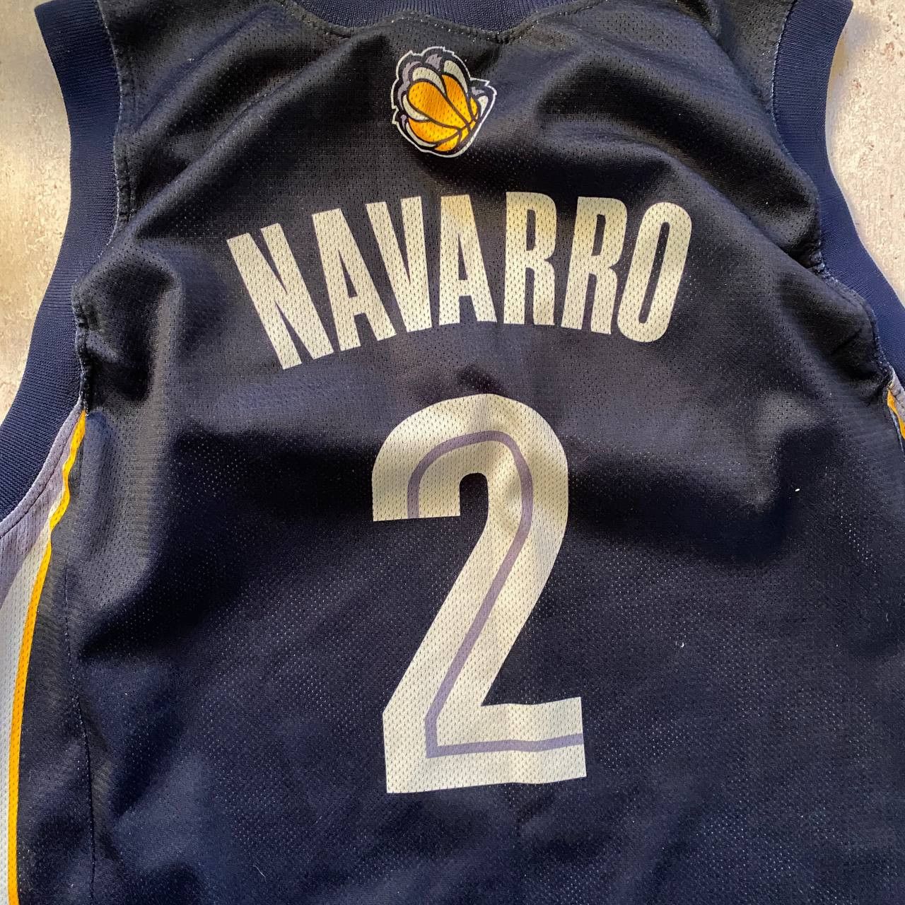 Champion × NBA × Vintage VINTAGE 2007 MEMPHIS GRIZZLIES NAVARRO CHAMPION JERSEY 313 Size US XL / EU 56 / 4 - 5 Thumbnail