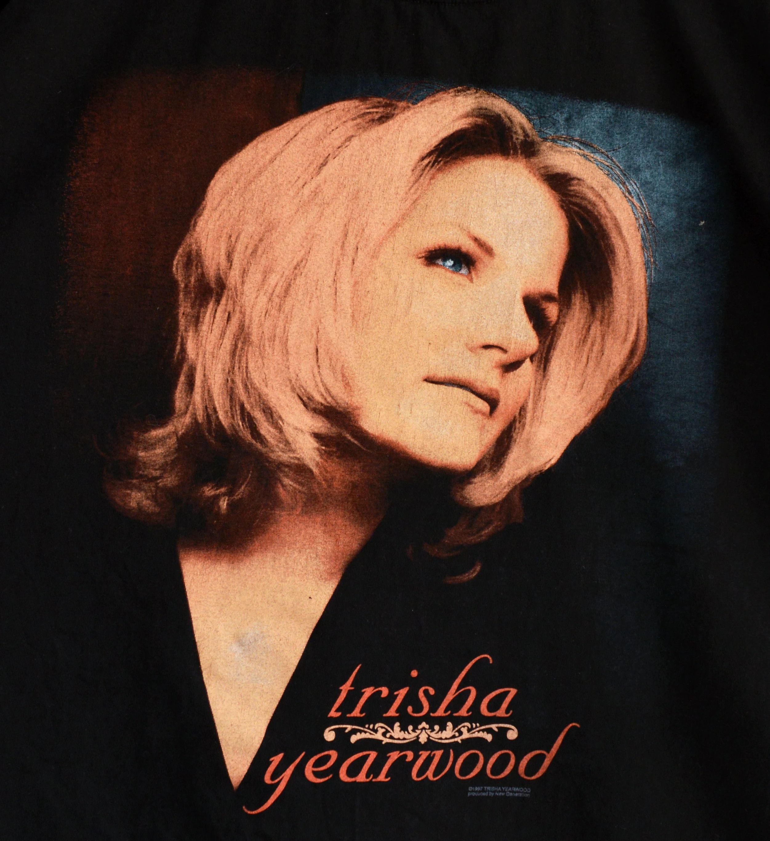 Vintage Vintage Trisha Yearwood 1997 European tour t shirt Size US XXL / EU 58 / 5 - 3 Thumbnail