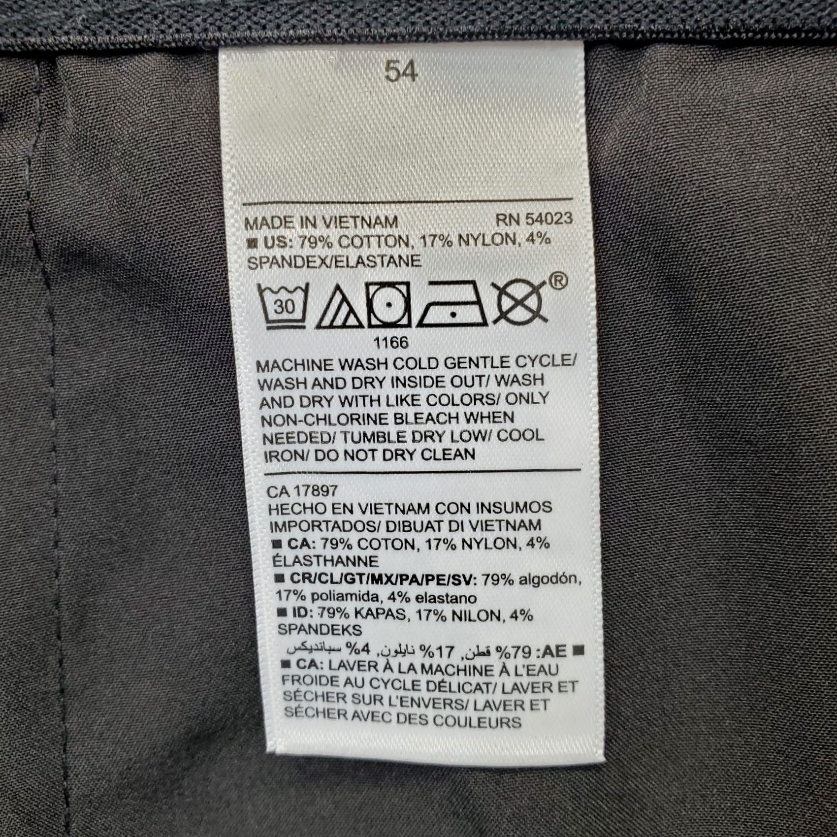 Old Navy Old Navy Shorts Mens 54 Black Cotton Ultimate Tech Slim Built-In Flex Stretch Shorts Mens 54 Black Cotton Ultimate Tech Slim Built-In Flex Stretch Size US 38 / EU 54 - 7 Thumbnail