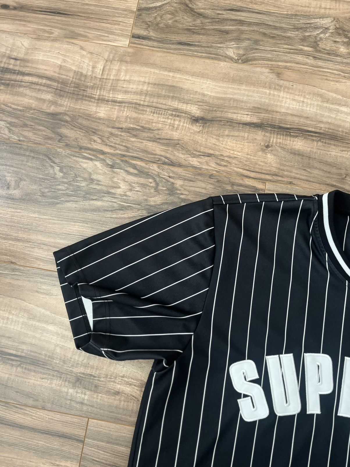 Supreme Supreme Pinstripe Baseball Jersey Size US XL / EU 56 / 4 - 5 Thumbnail