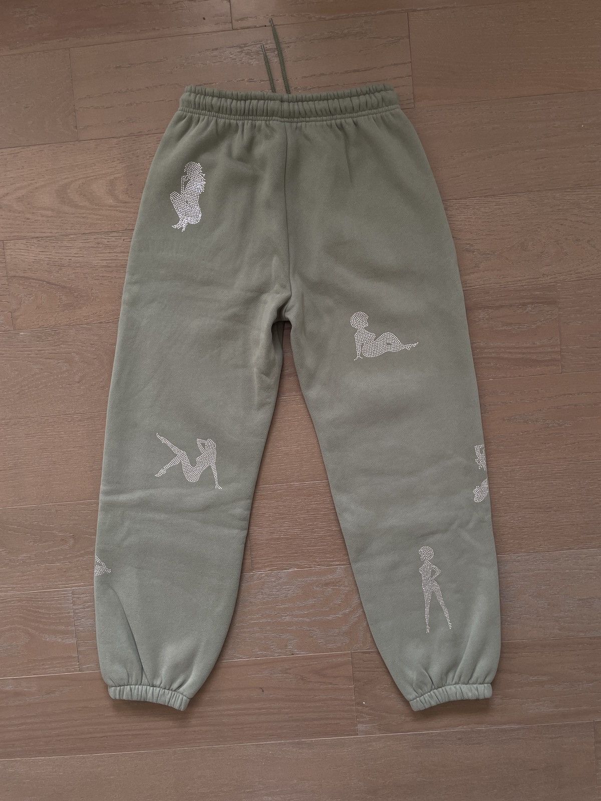 Named Collective NAMED COLLECTIVE - GREEN RHINESTONE CAMO SWEATPANTS Size US 30 / EU 46 - 9 Thumbnail
